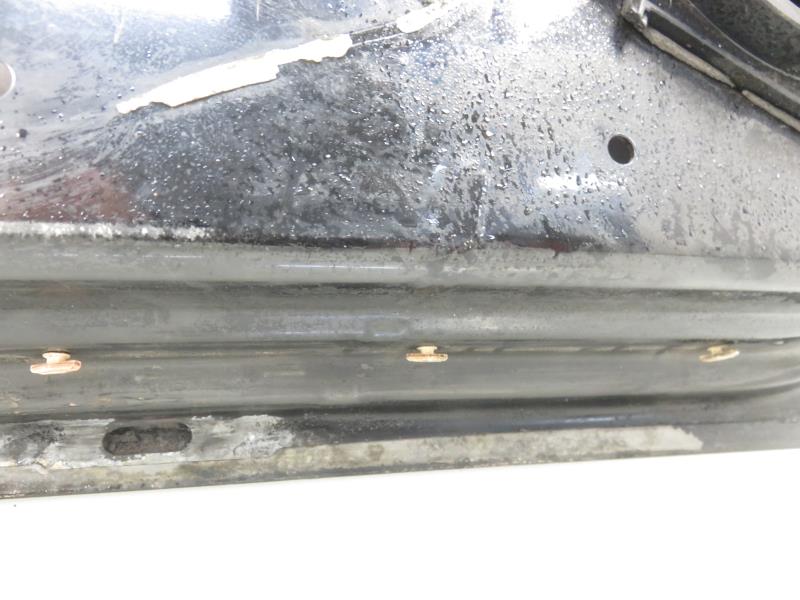 HUMMER H3 1 generation (2005-2010) Front Left Door 17938435