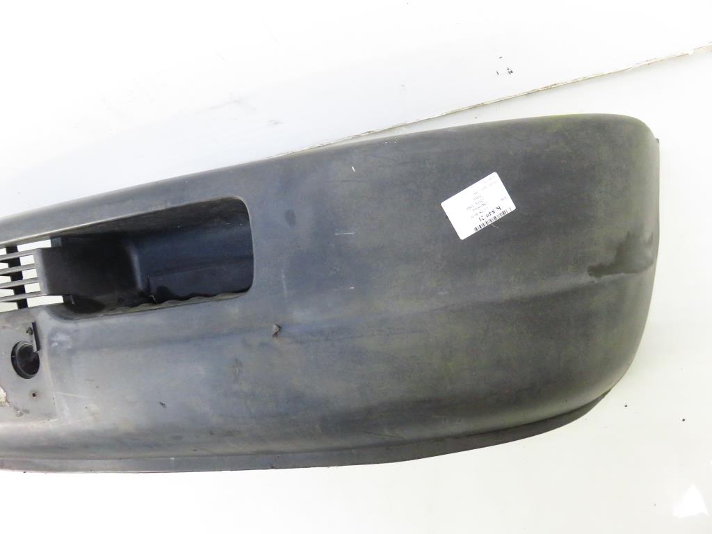 VOLKSWAGEN LT Front Bumper 2D0807102, 2D0807101 21931653