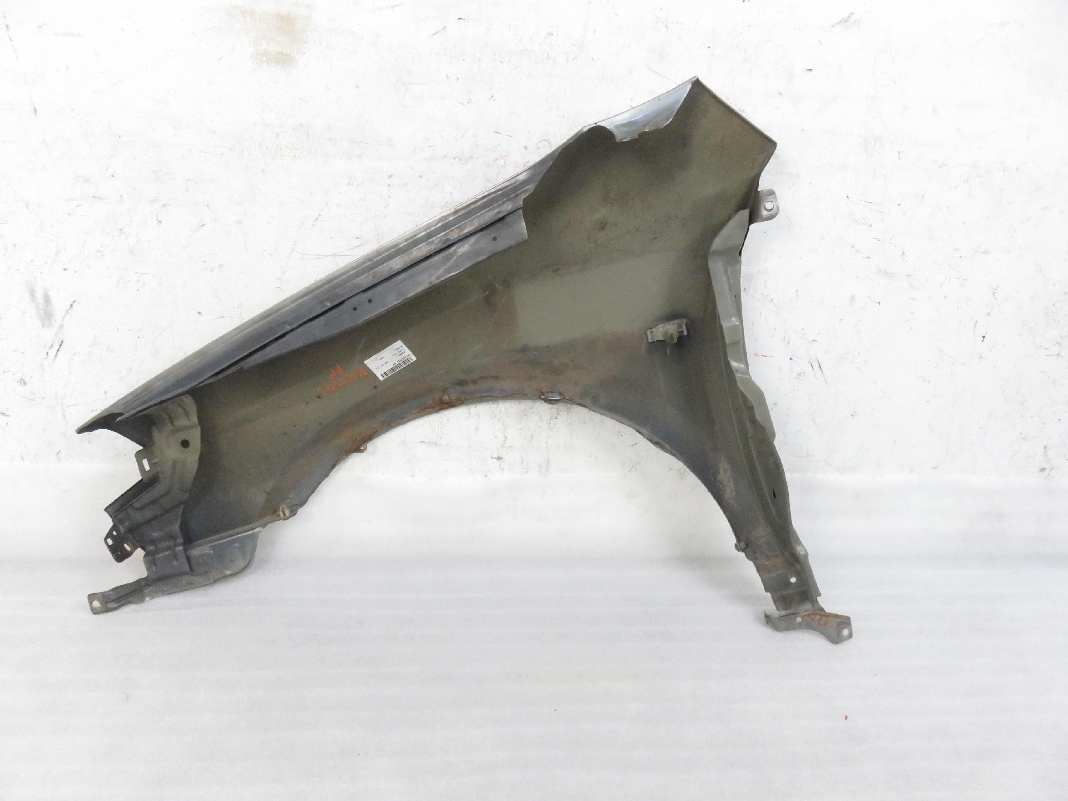 NISSAN Primera P12 (2001-2008) Aripa dreapta față 21437255