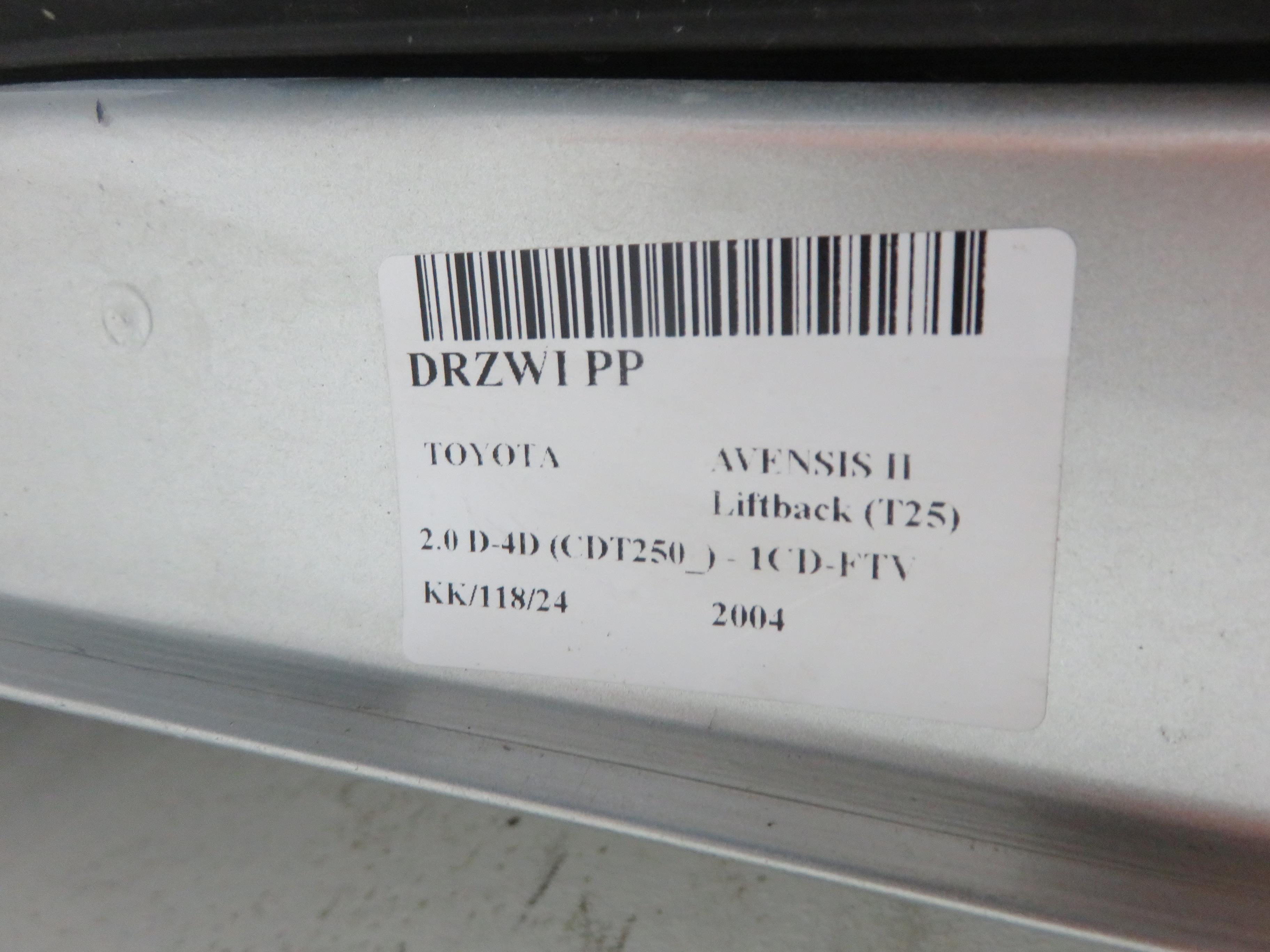 TOYOTA Avensis 2 generation (2002-2009) Priekinės dešinės durys 24840306
