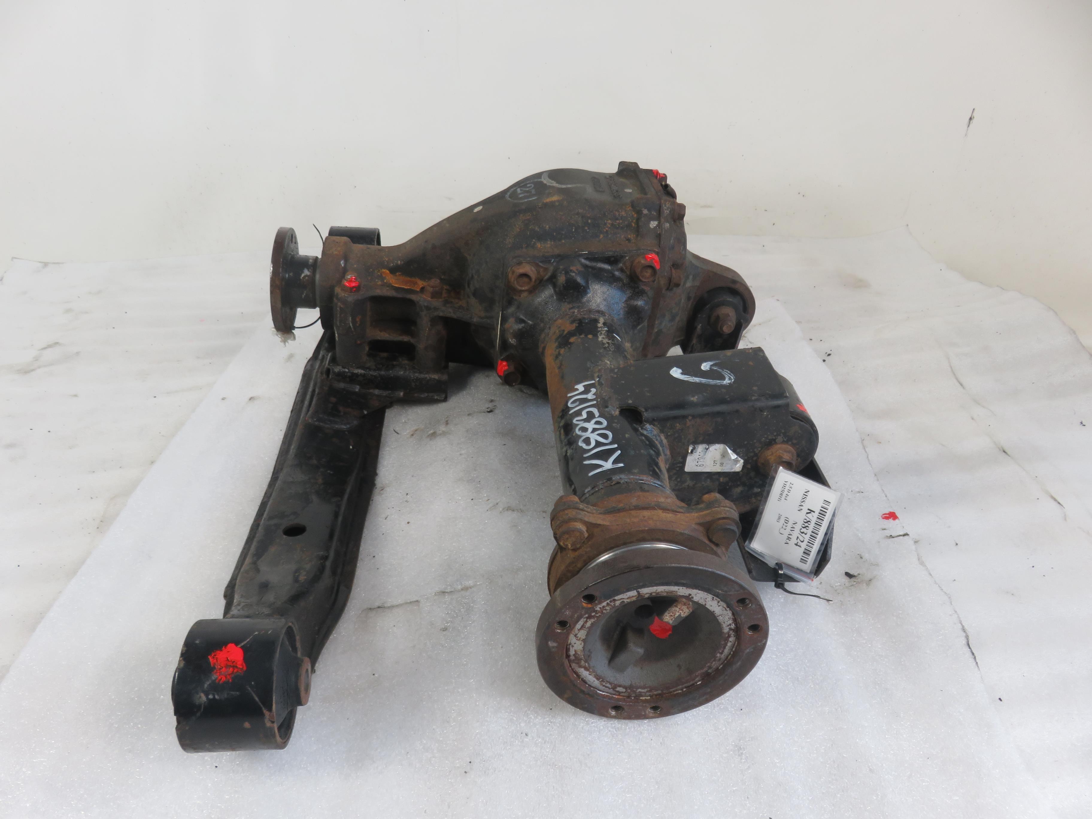 NISSAN Navara D22 (1997-2005) Front axle 3851161G45 26243660