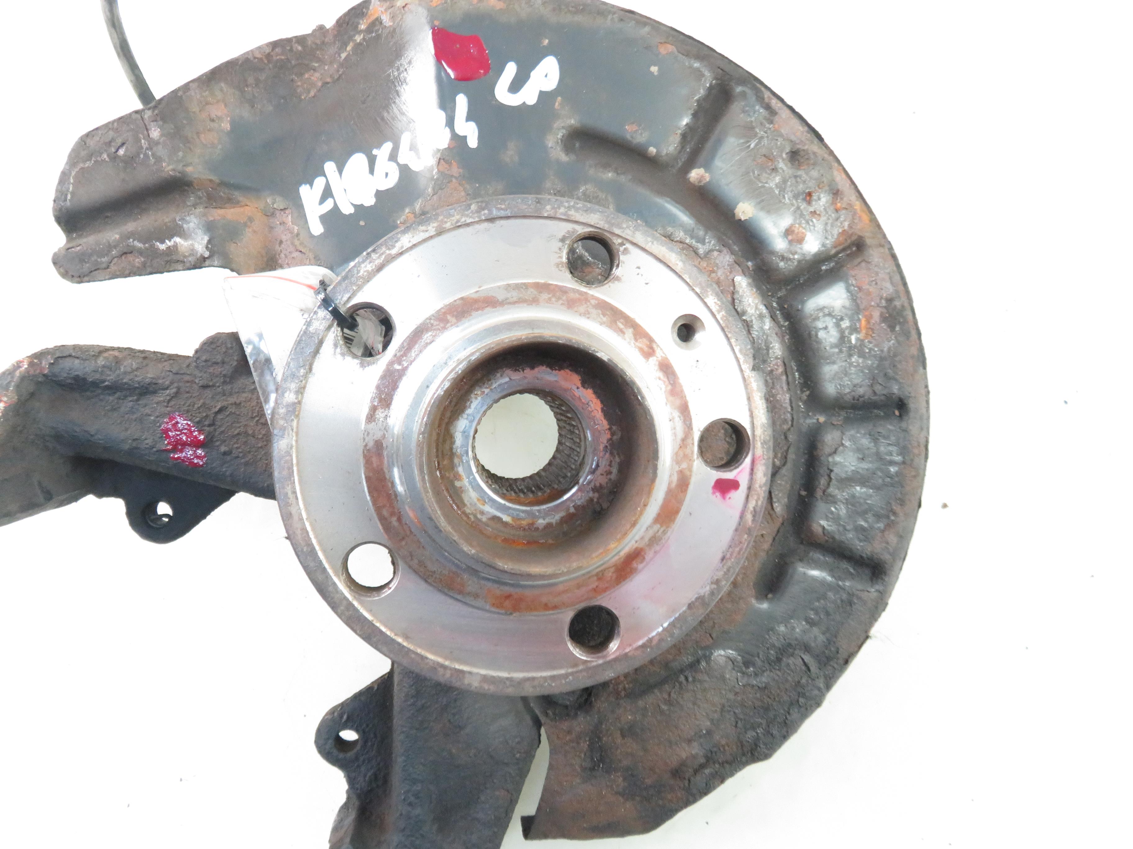 AUDI A2 8Z (1999-2005) Moyeu de roue avant gauche 26253389