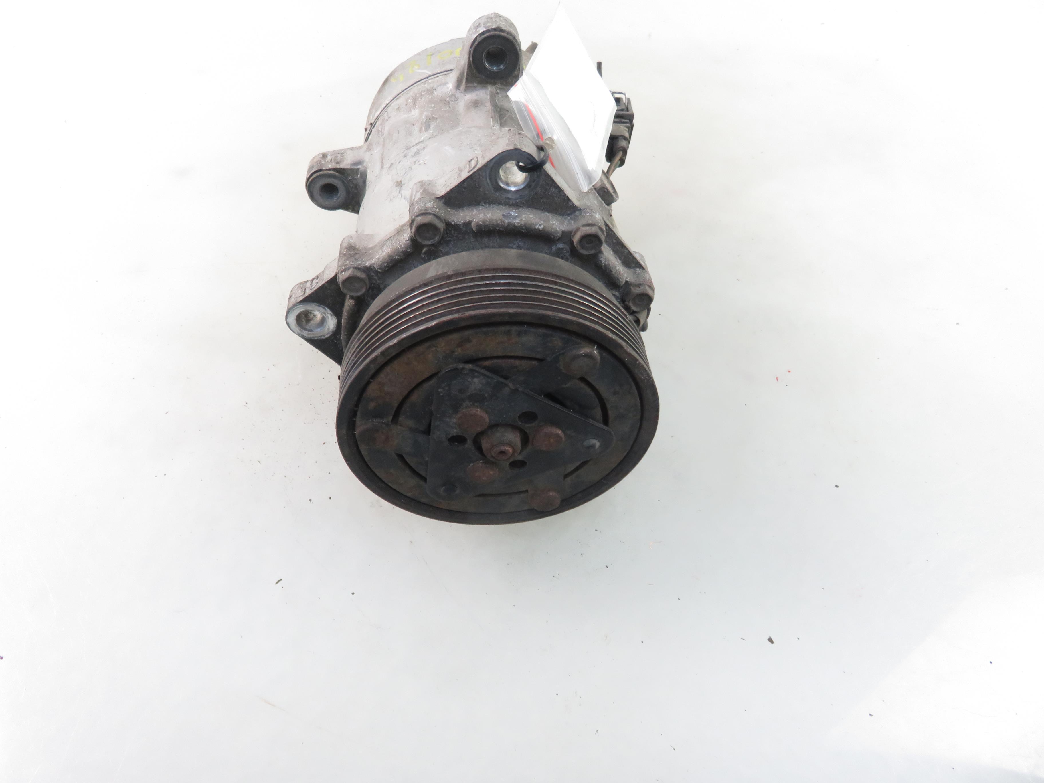 VOLKSWAGEN Bora 1 generation (1998-2005) Помпа кондиціонера 1J0820803A 26302484