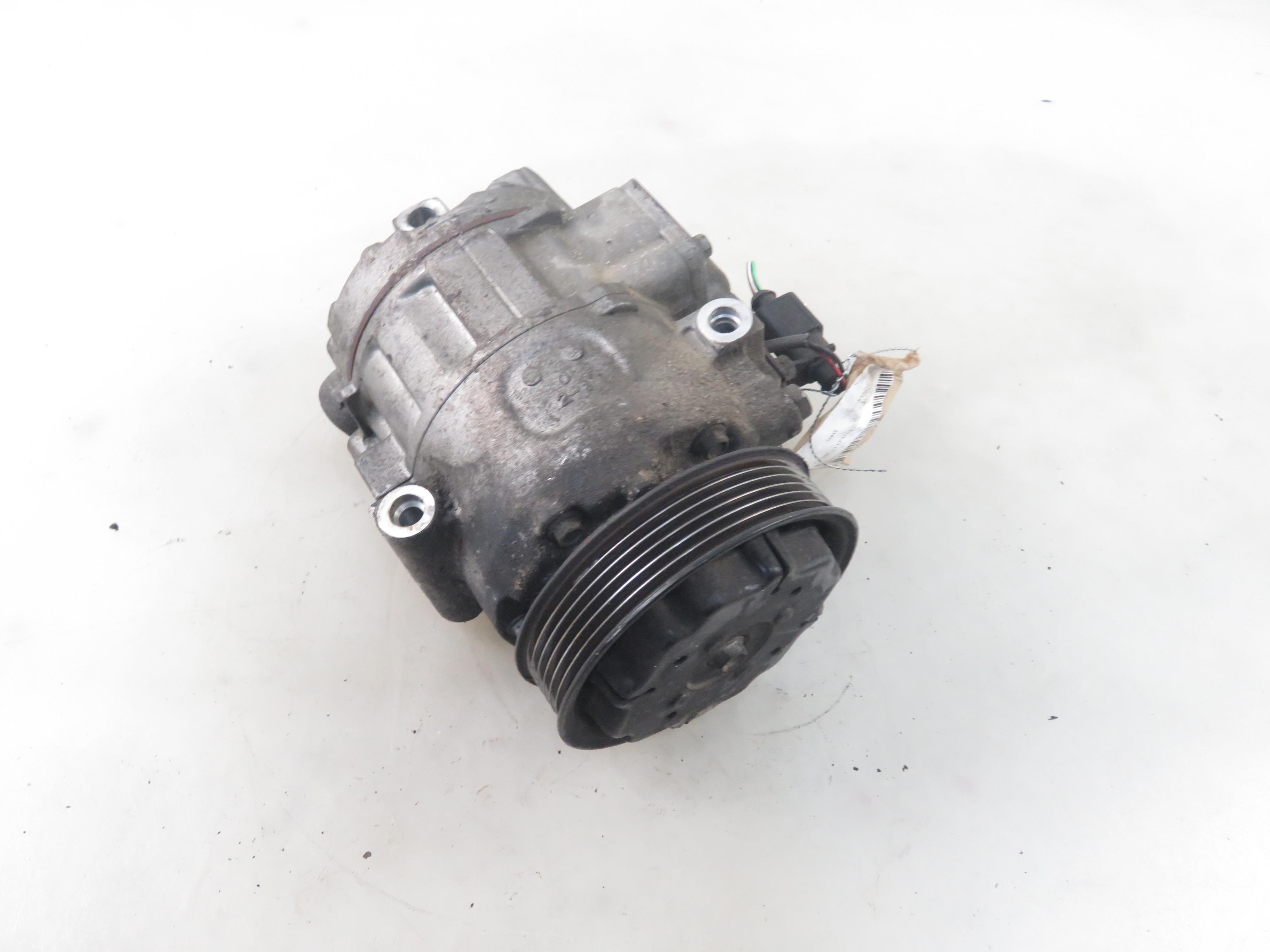 VOLKSWAGEN Polo 4 generation (2001-2009) Помпа кондиціонера 6Q0820803G,4472208941 26799812