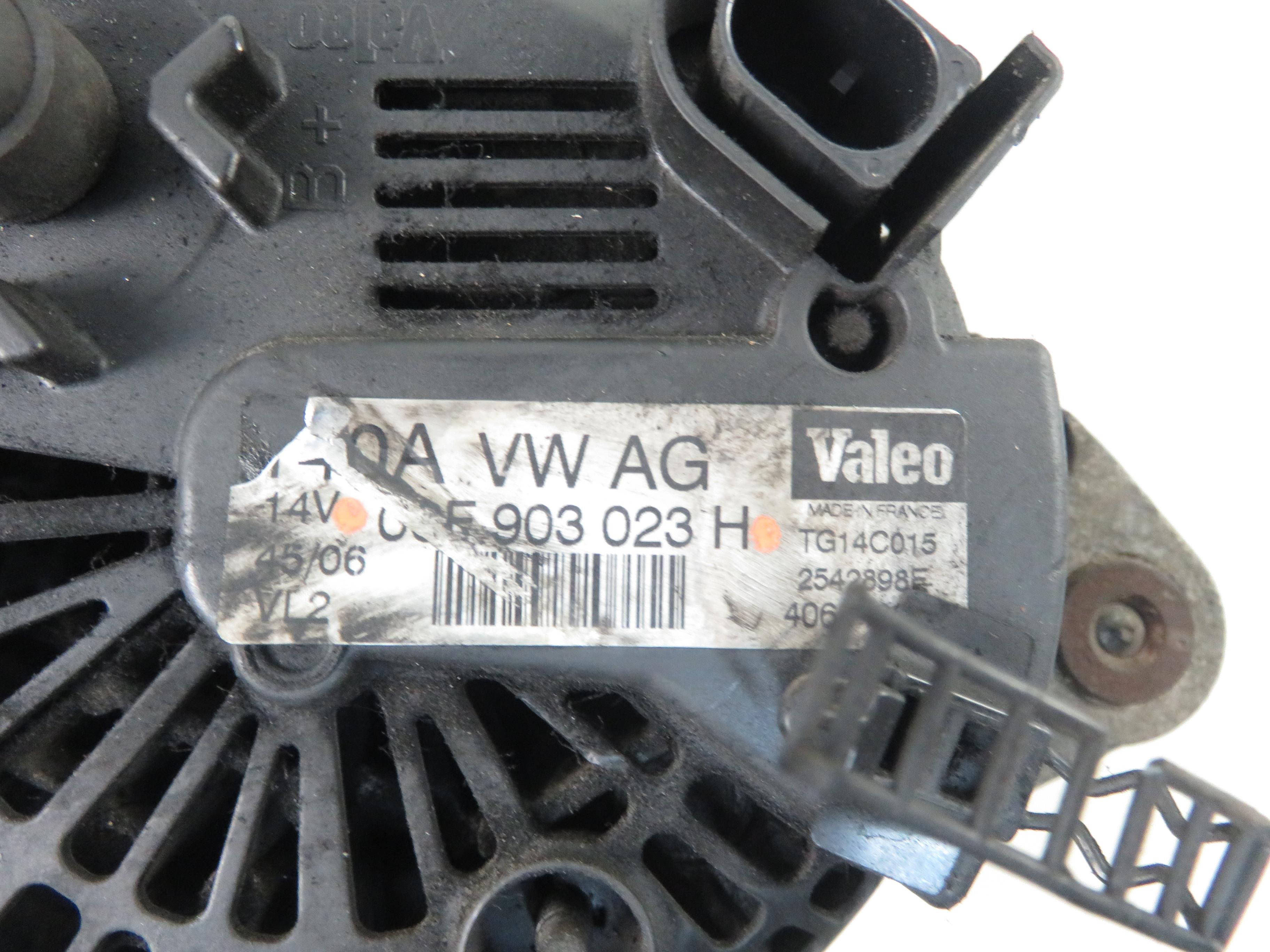 AUDI A4 B7/8E (2004-2008) Генератор 06F903023H 26659754