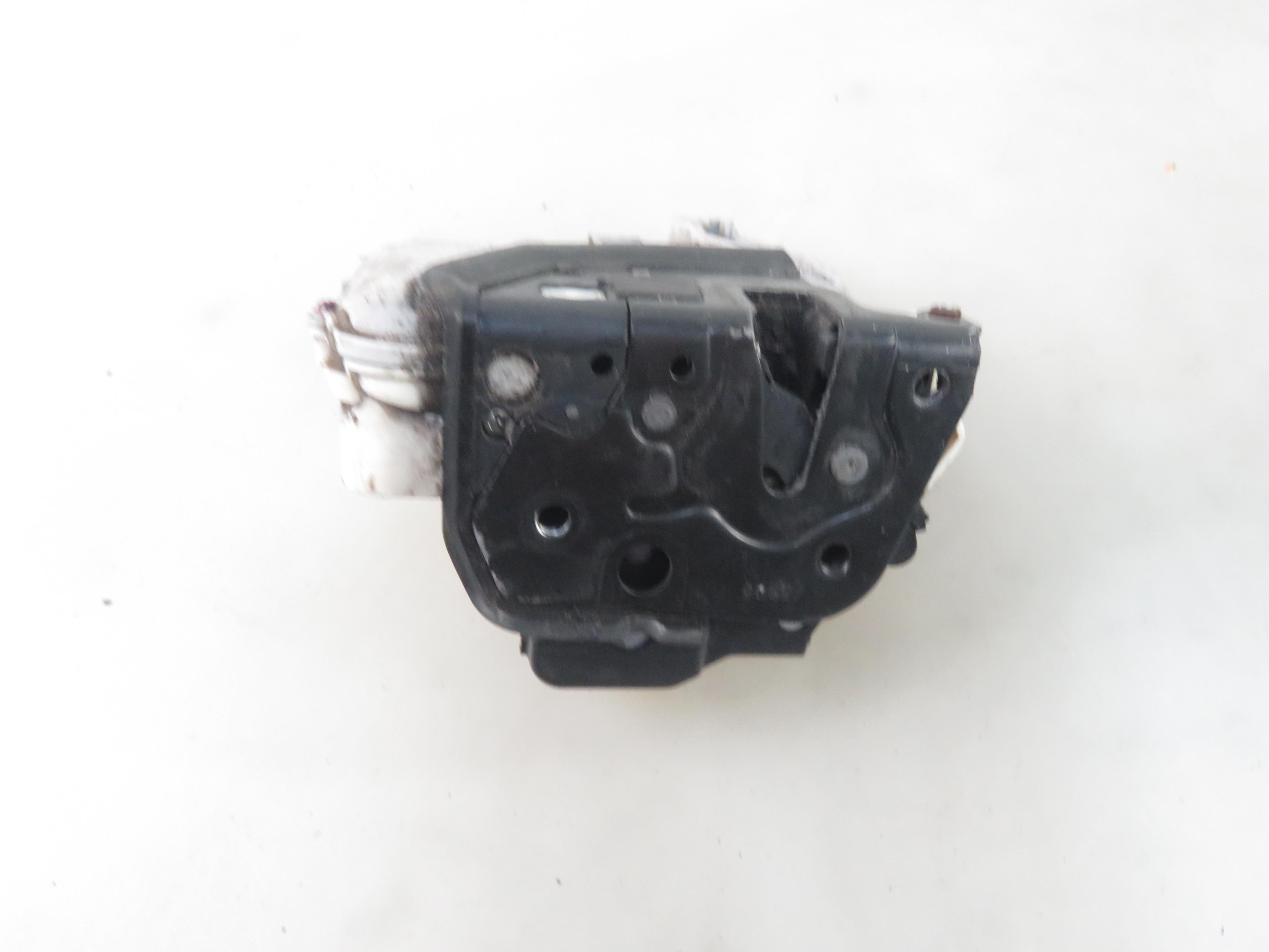 AUDI A6 C6/4F (2004-2011) Замок передней левой двери 4F1837015 27348320