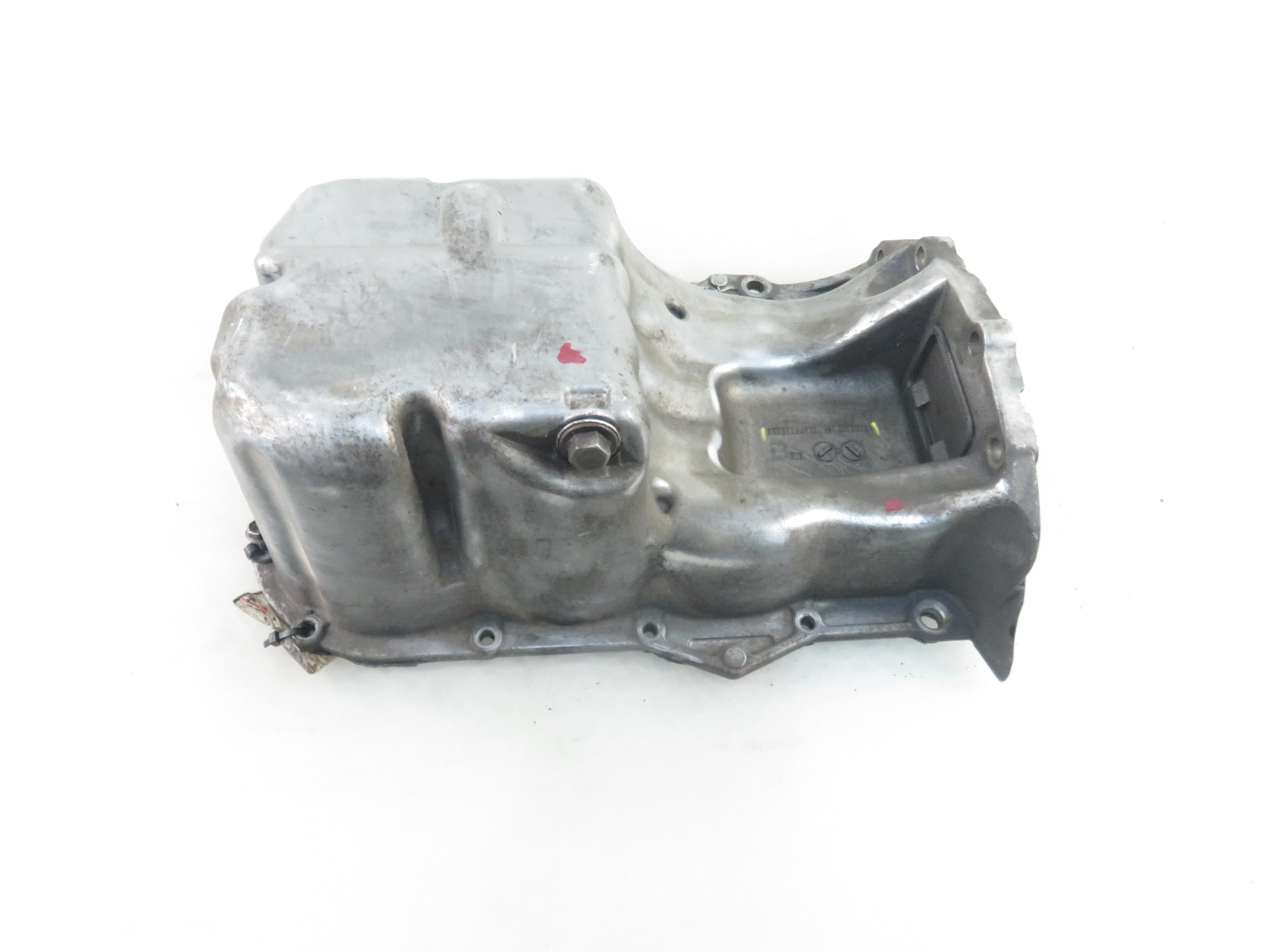 TOYOTA Yaris 1 generation (1999-2005) Kартер двигателя 121110J020 27432323