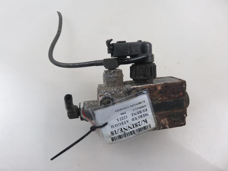 MERCEDES-BENZ ATEGO 2 (2004-present) Air valve 20366165