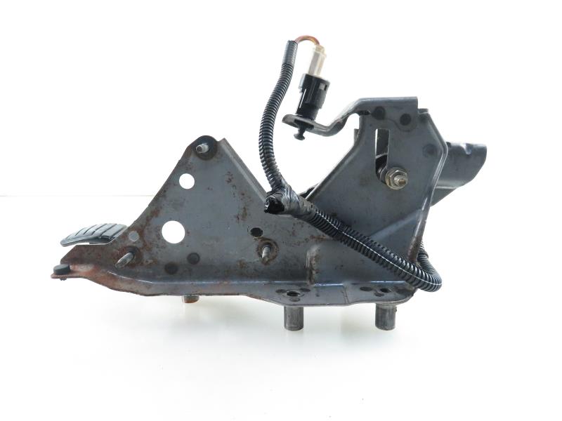 RENAULT Clio 3 generation (2005-2012) Brake Pedal 8200275889A 17910420