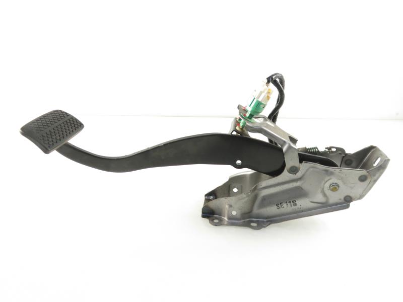 HONDA Insight 2 generation (2009-2015) Stabdžių pedalas 20365442