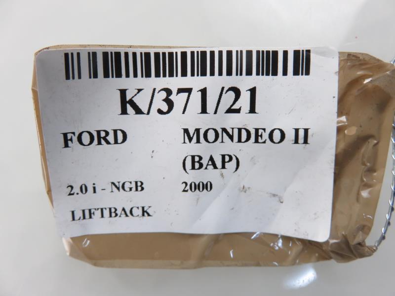 FORD Mondeo 2 generation (1996-2000)  Решётки YS718A133CA 17829254