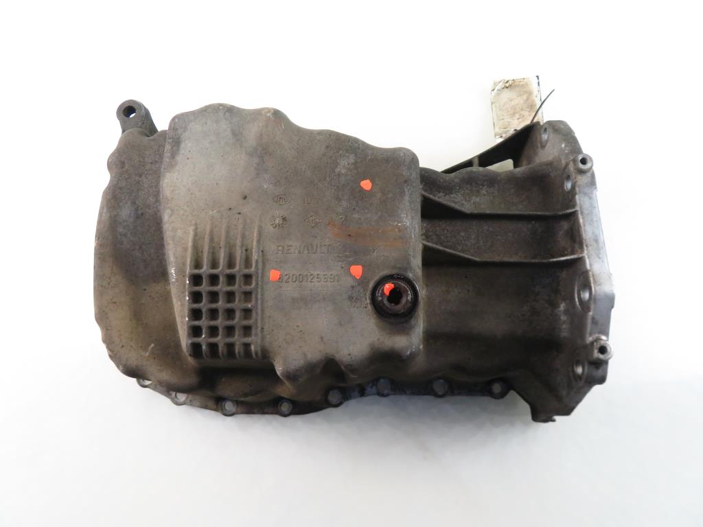 RENAULT Clio 2 generation (1998-2013) Crankcase 8200125691 17832079