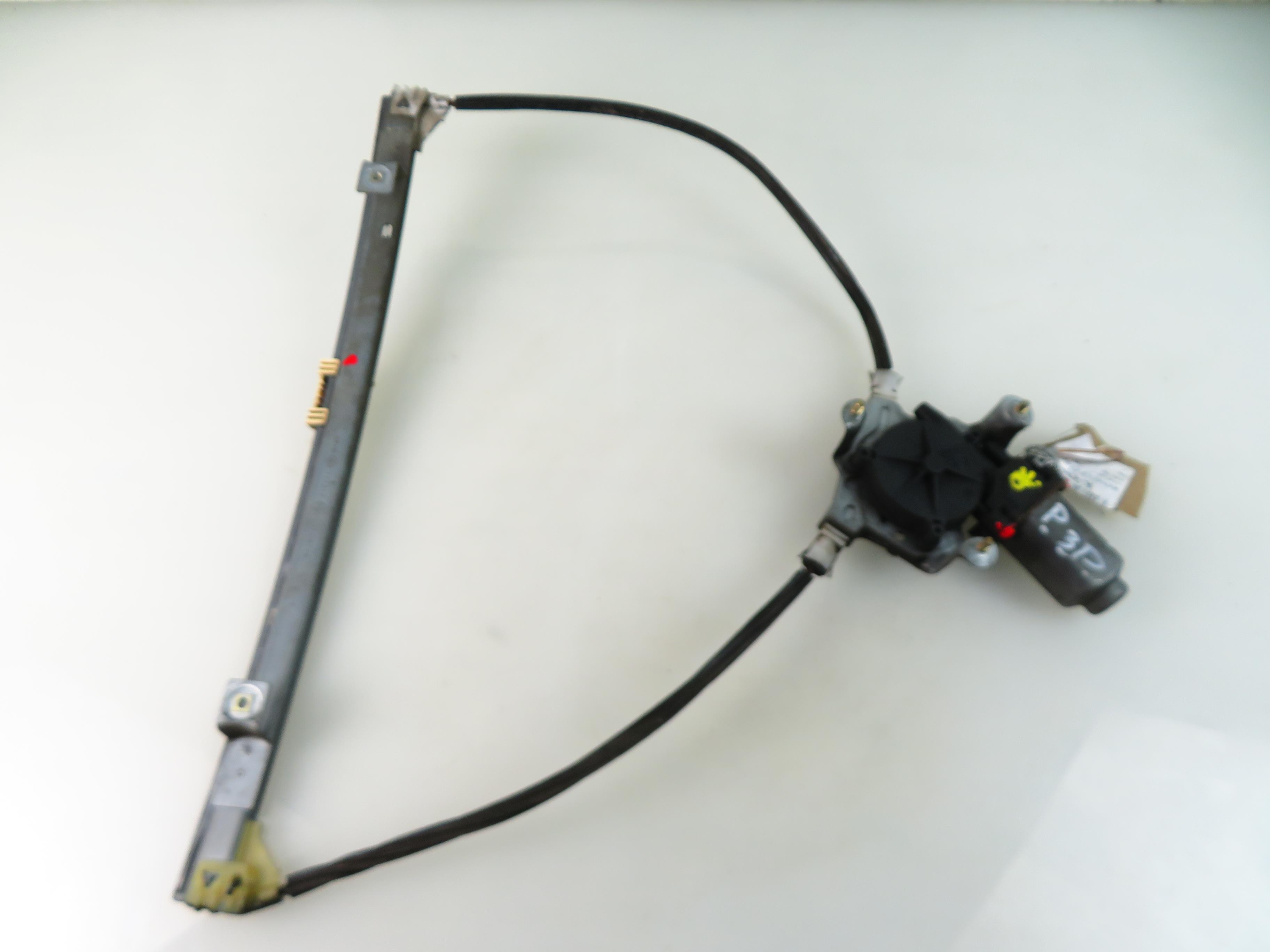 RENAULT Clio 2 generation (1998-2013) Front Right Door Window Regulator 400640T3 17910437