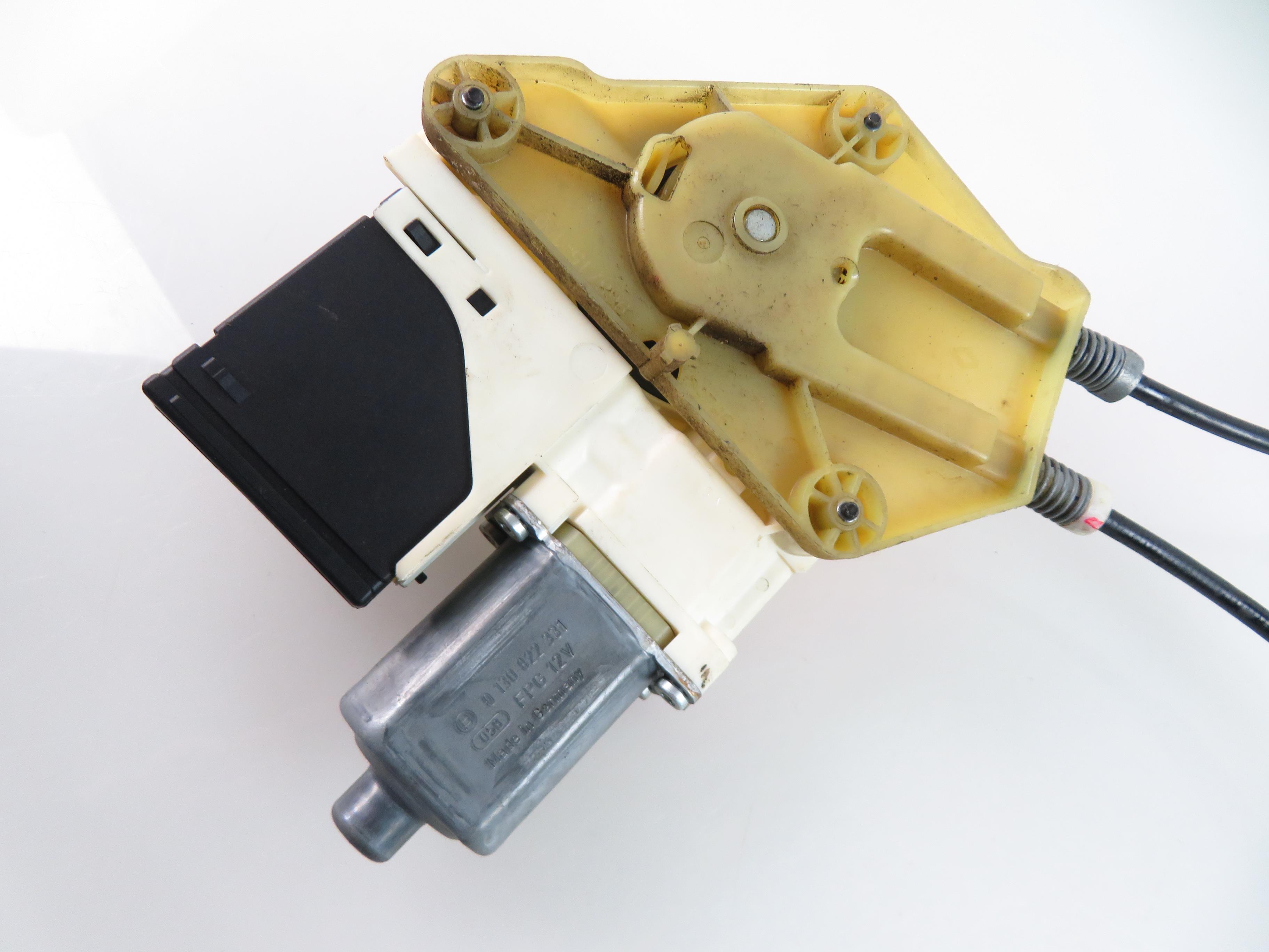 RENAULT Megane 3 generation (2008-2020) Rear Right Door Window Regulator 827306548R 17800235