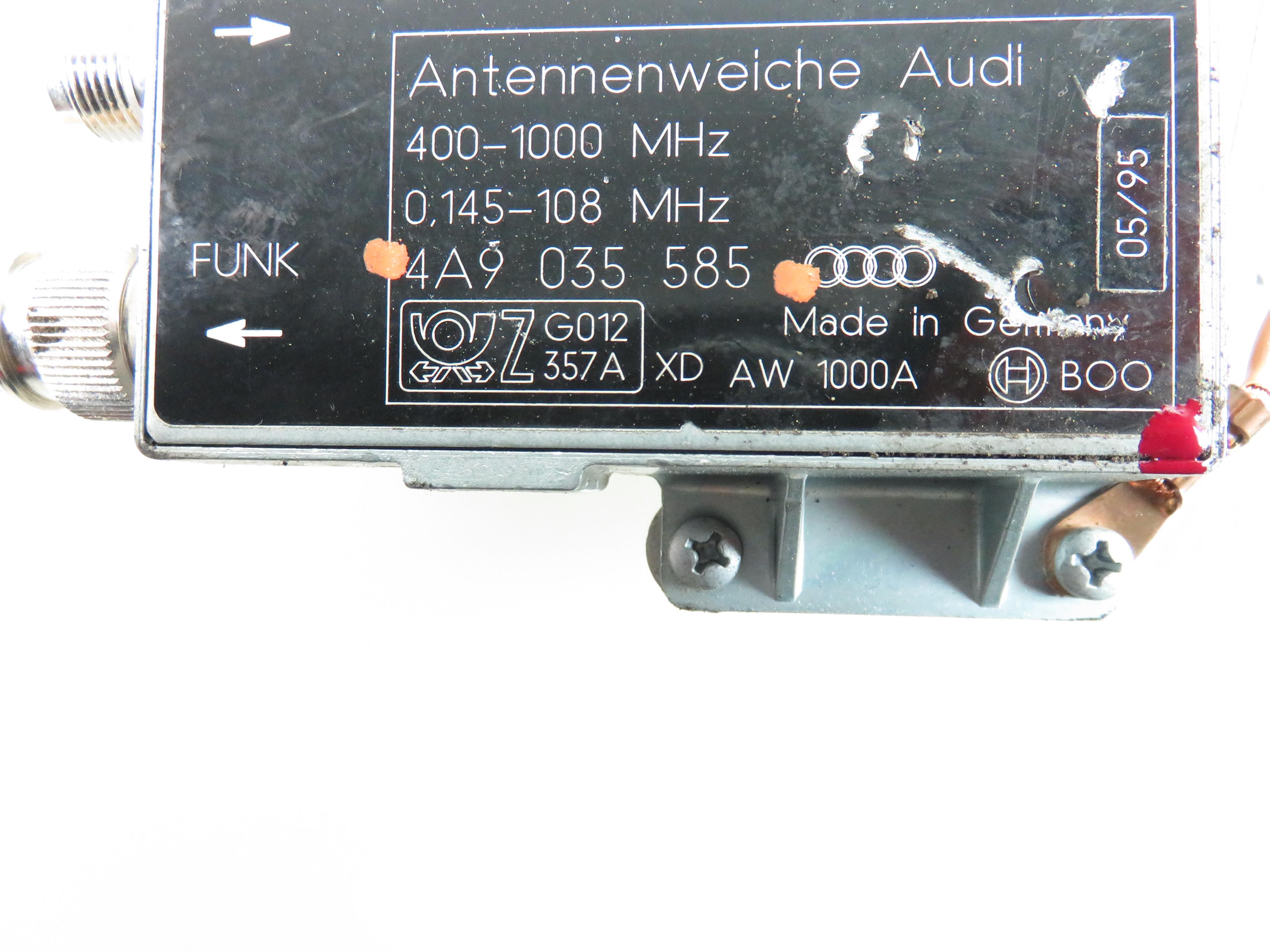 AUDI A8 D2/4D (1994-2002) Antenos stiprintuvas 4A9035585 21837252