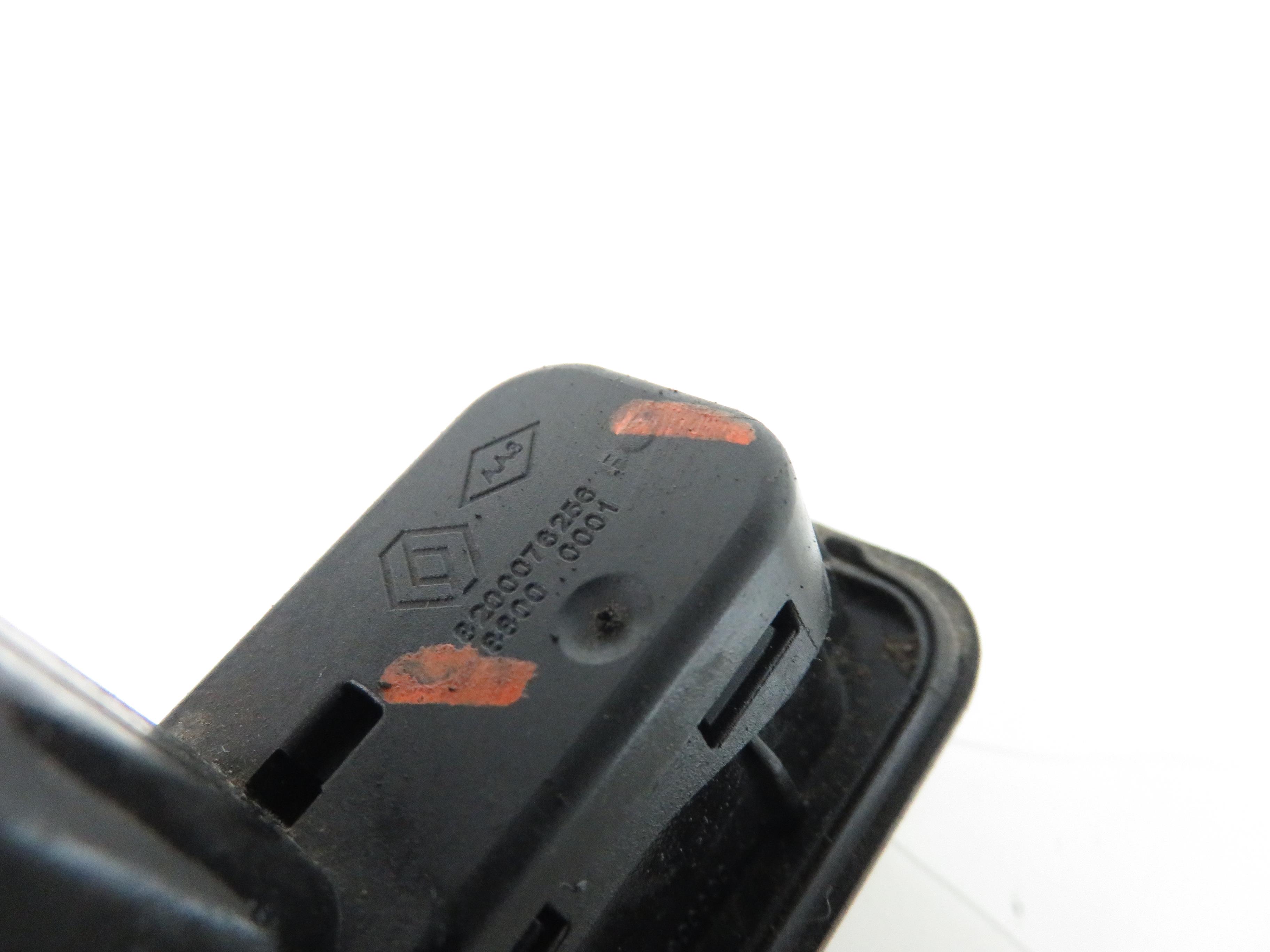 RENAULT Modus 2 generation (2007-2012) Back cover Open Switches 8200076256 17910850