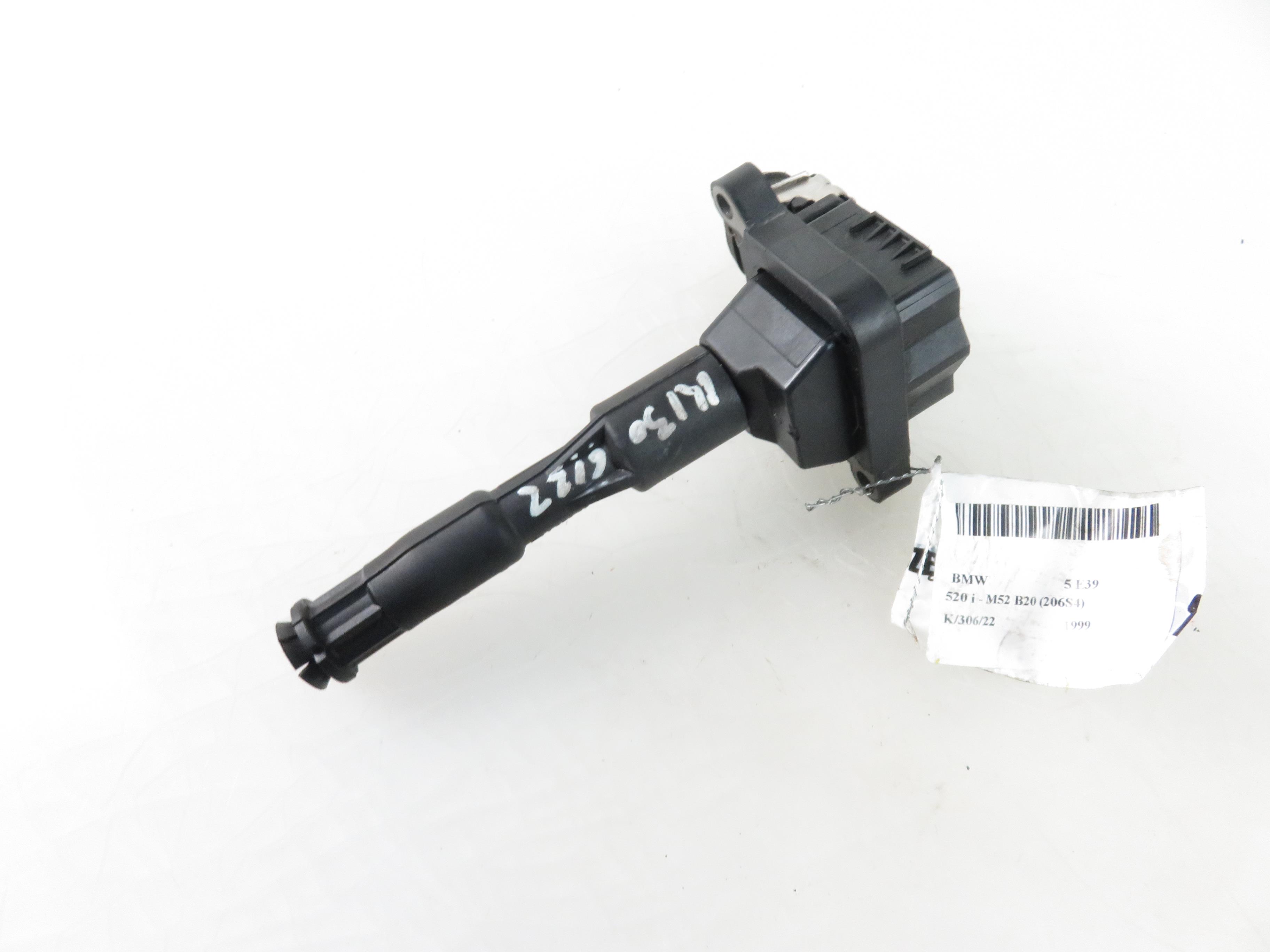 BMW 5 Series E39 (1995-2004) High Voltage Ignition Coil 0221504004, 1703227 21857966