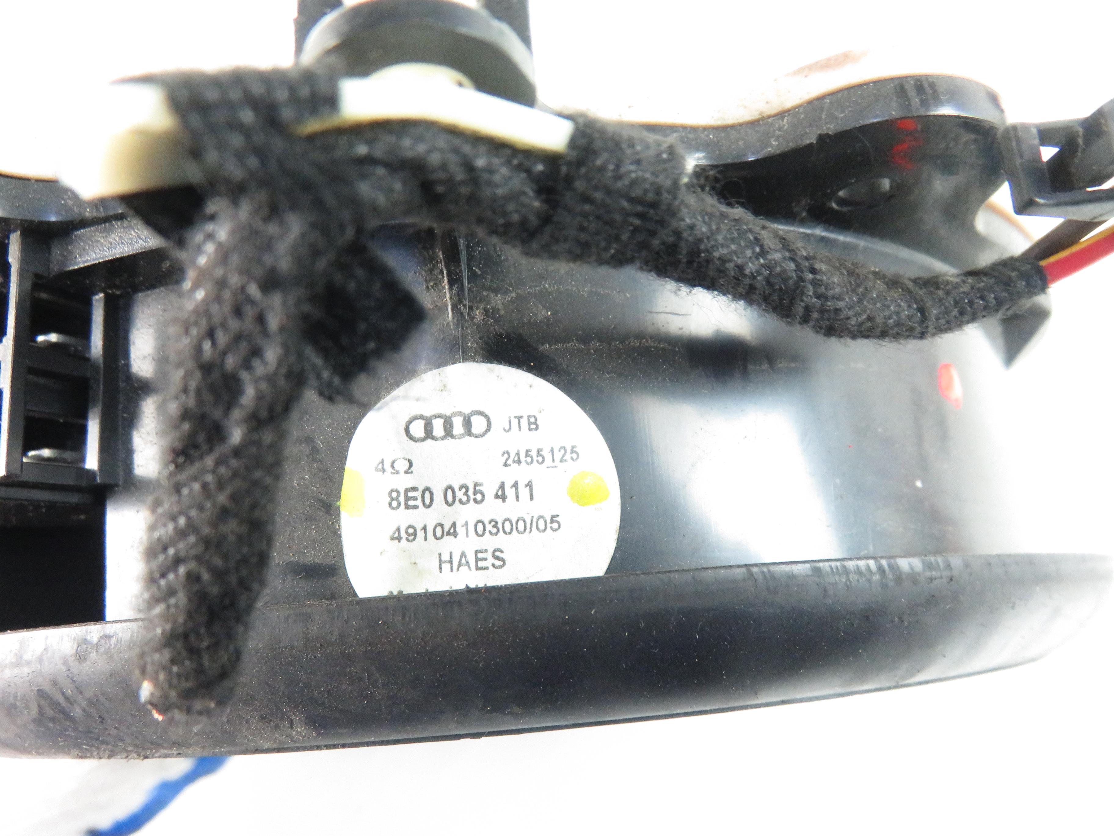 AUDI A4 B7/8E (2004-2008) Labās puses zemfrekvences skaļrunis zem sēdekļa 8E0035411 21855465