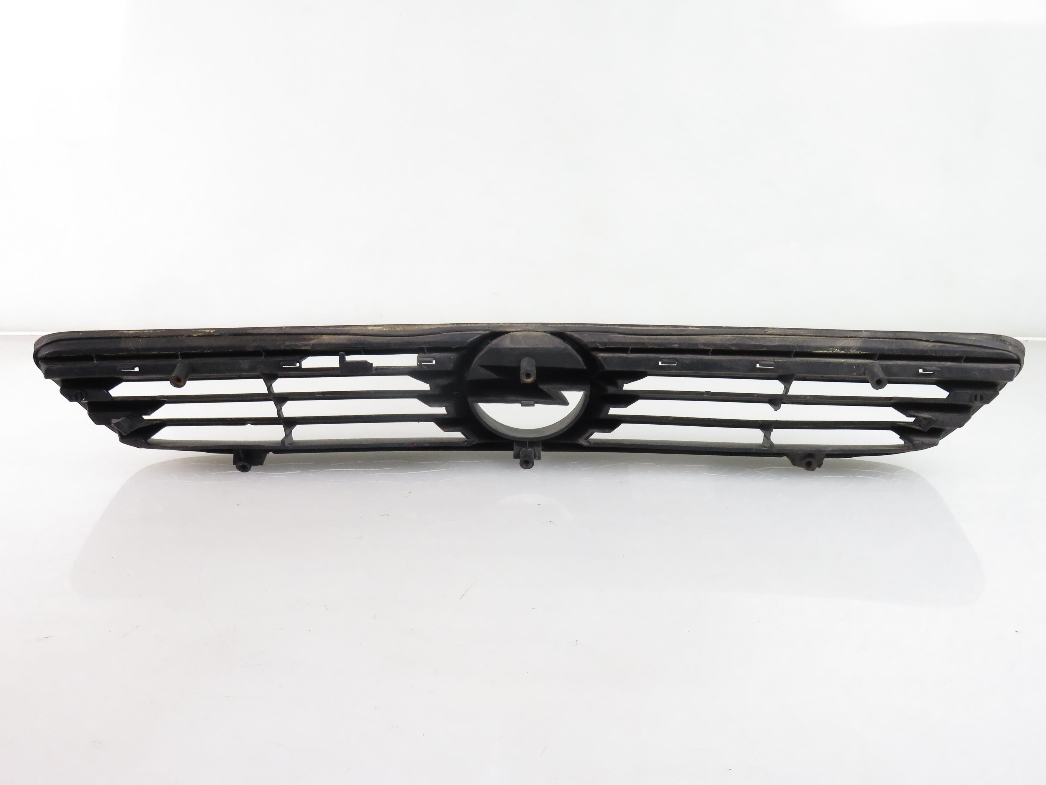 OPEL Astra G (1998-2009) Grotelės 90688120 17914354