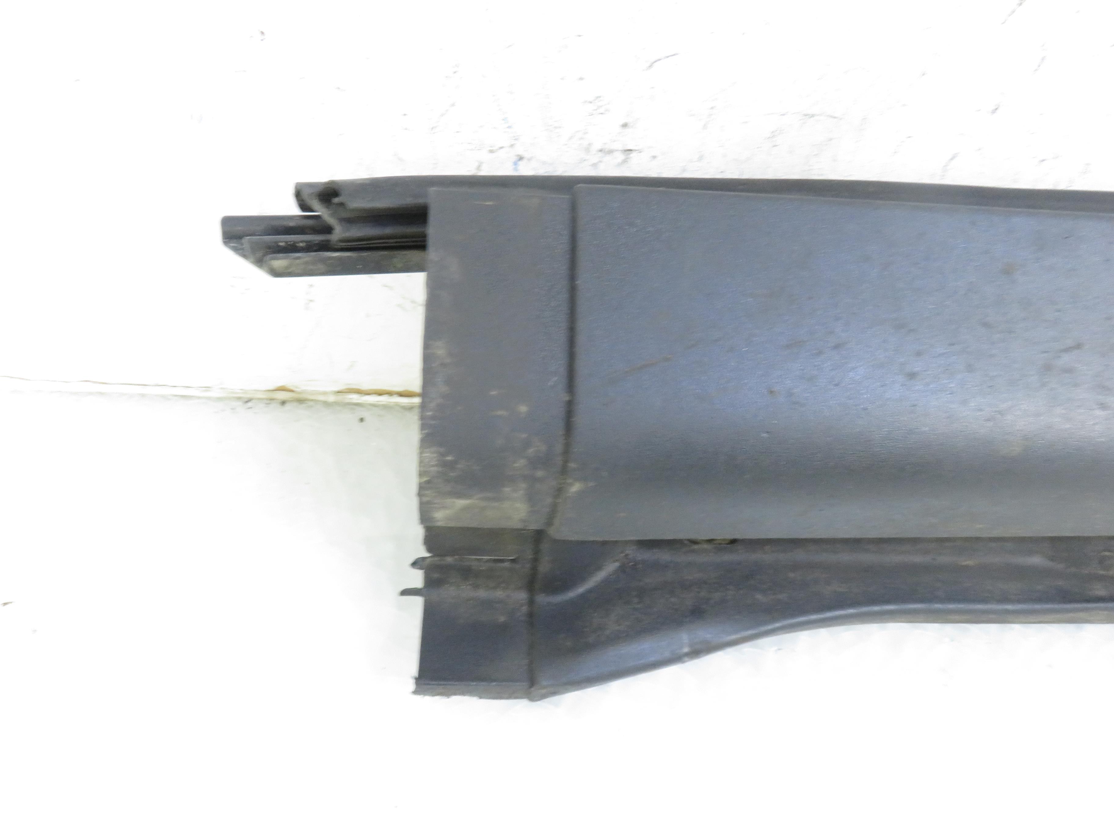 VOLVO XC90 1 generation (2002-2014) Capac prag lateral din plastic stângă 30653722 17798974