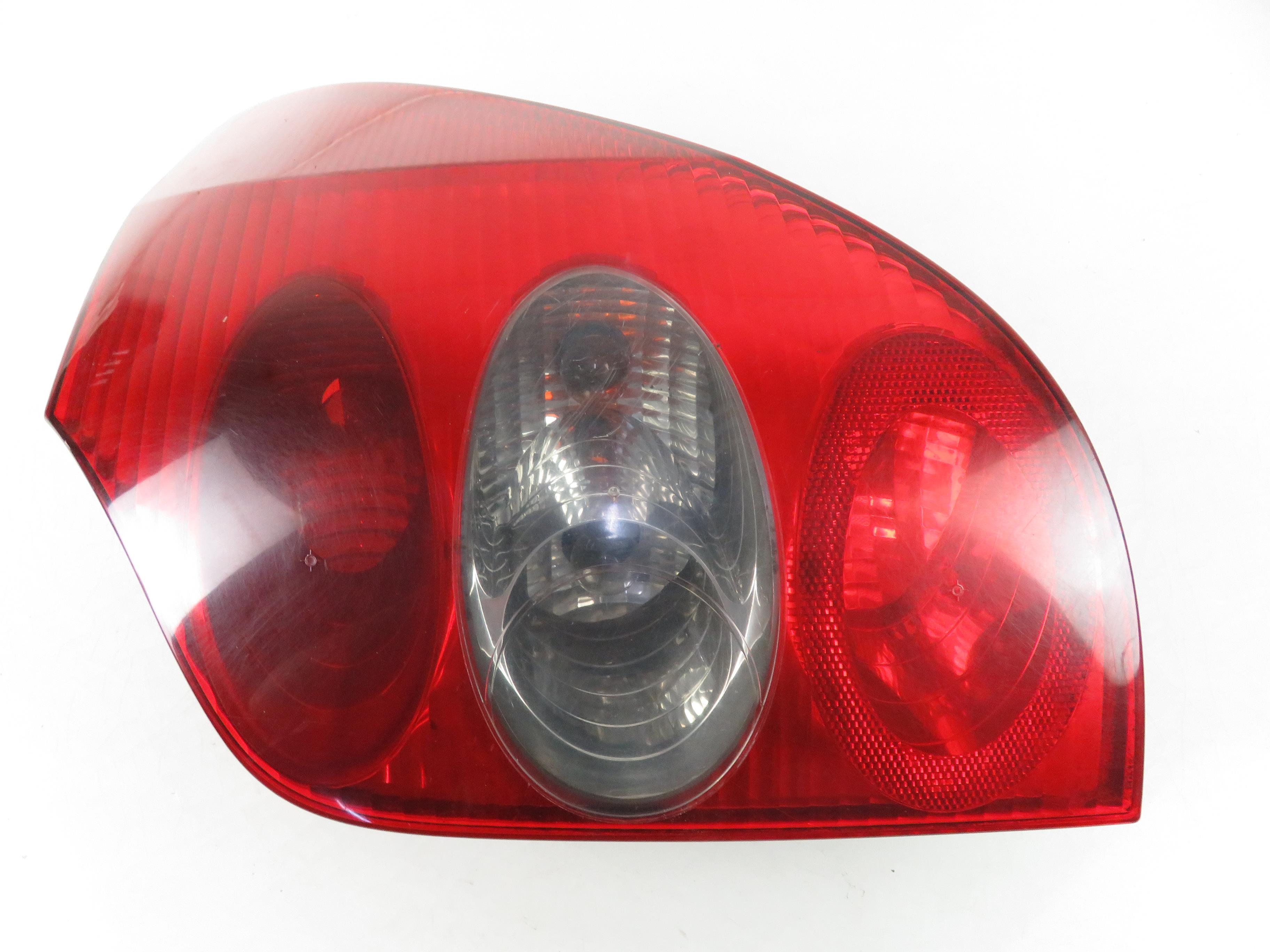 RENAULT Laguna 2 generation (2001-2007) Rear Right Taillight Lamp 8200002472 17910130