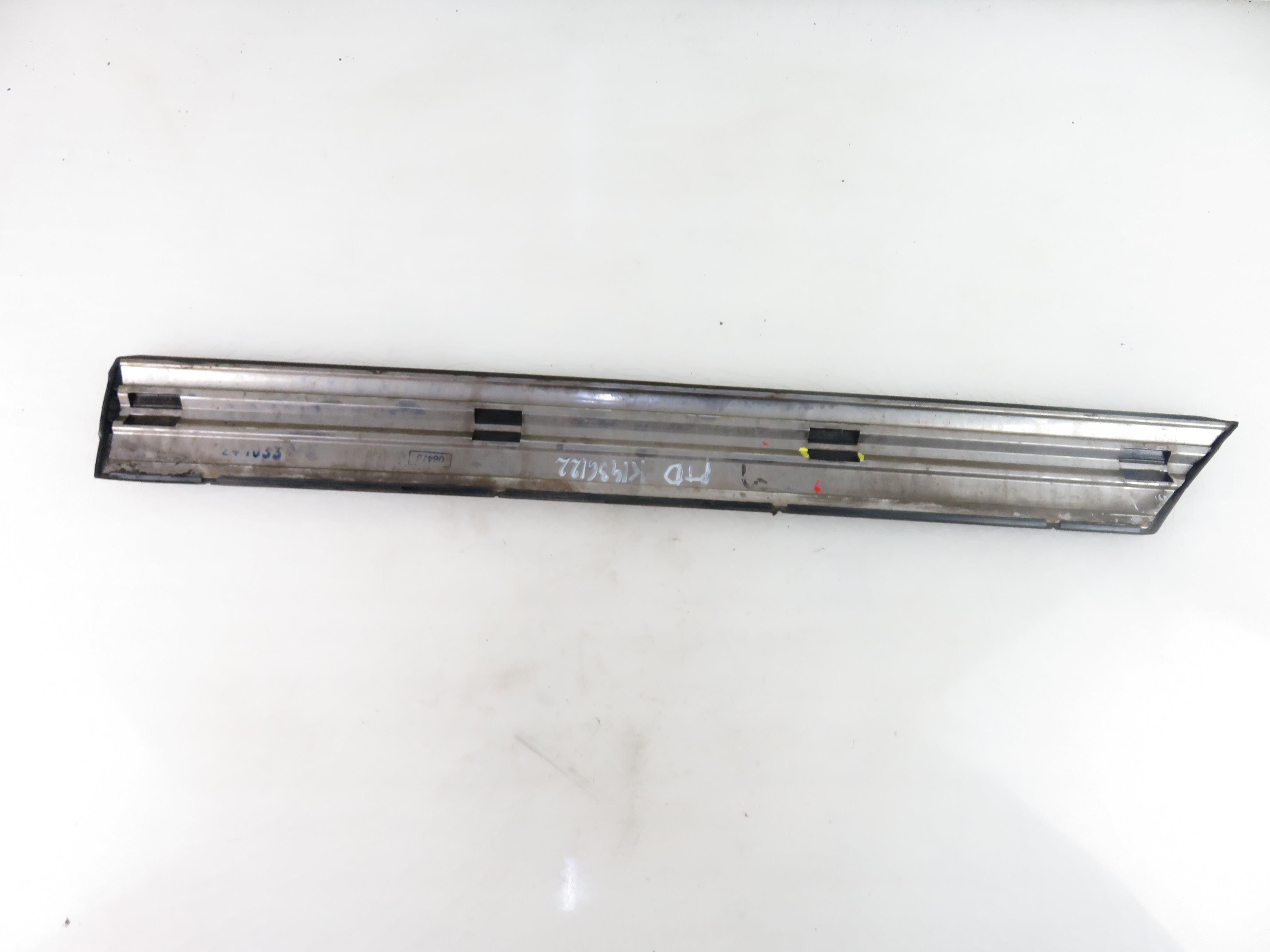 OPEL Omega B (1994-2003) Rear Right Door Lower Molding 90376172 17915469