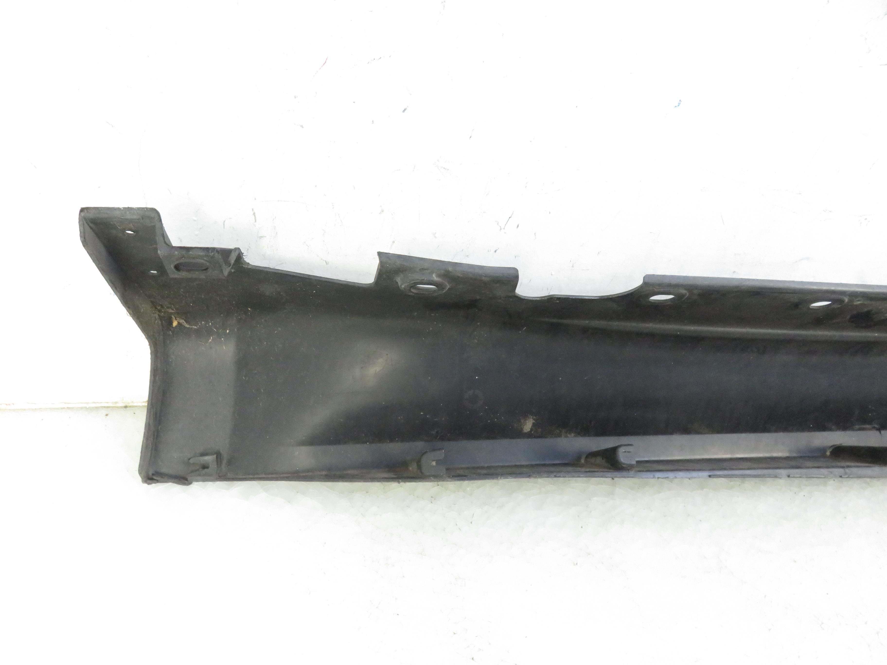 BMW X6 E71 (2007-2012) Cache jupe latérale en plastique côté droit 51777176234 21857601