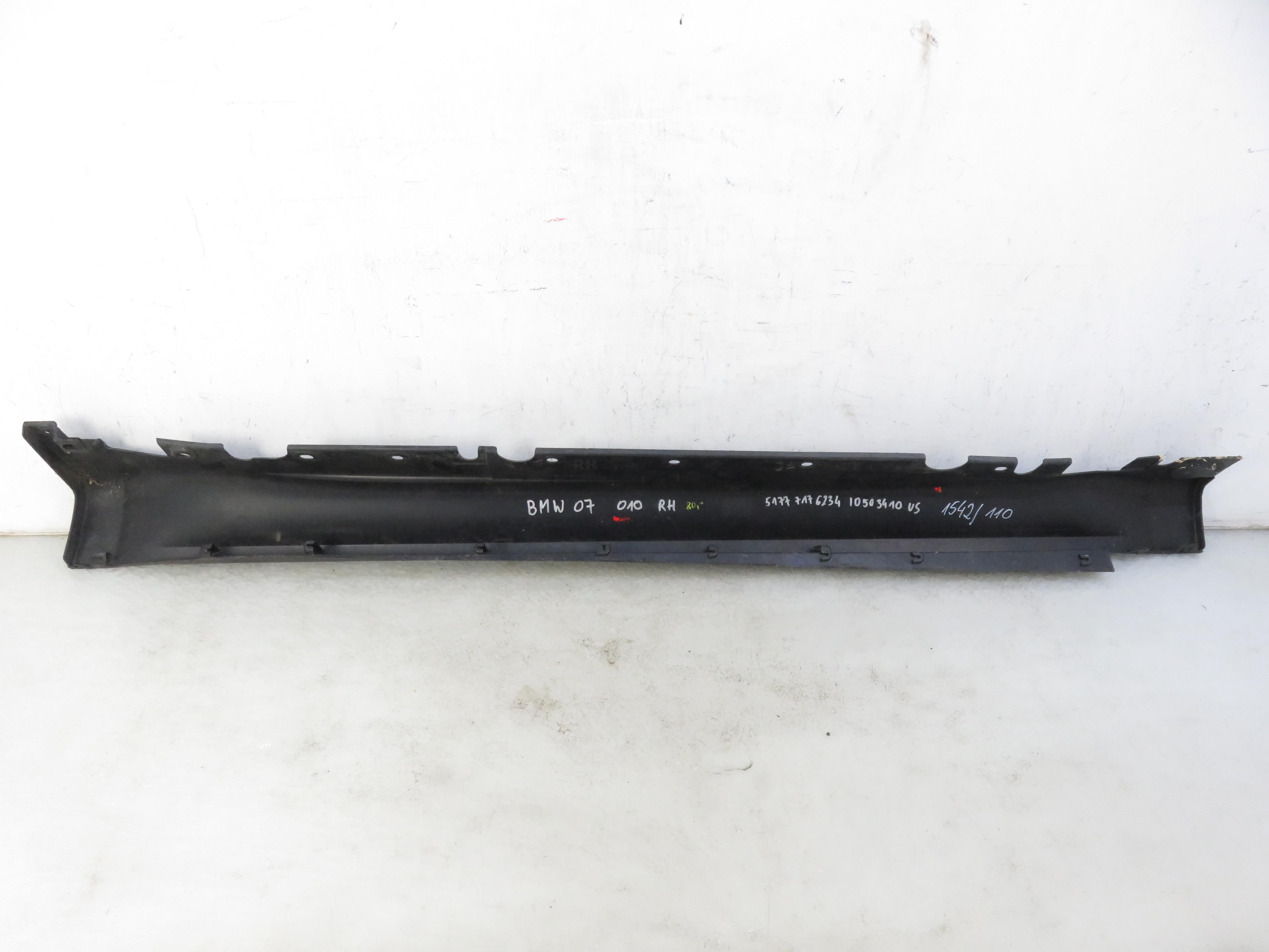 BMW X6 E71 (2007-2012) Right Side Plastic Sideskirt Cover 51777176234 21857601