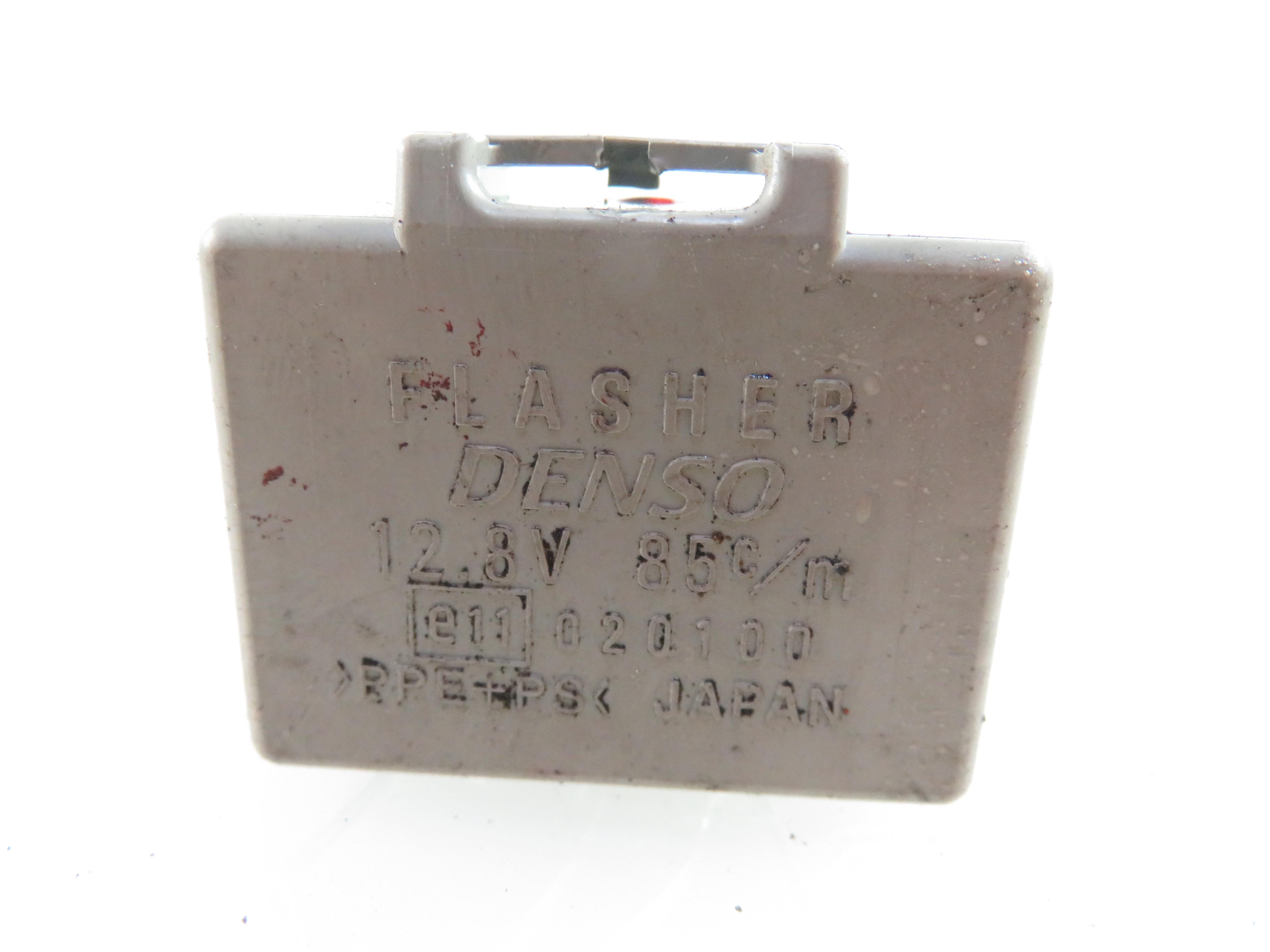 TOYOTA Corolla Verso 1 generation (2001-2009) Relays 8198050030 17797158