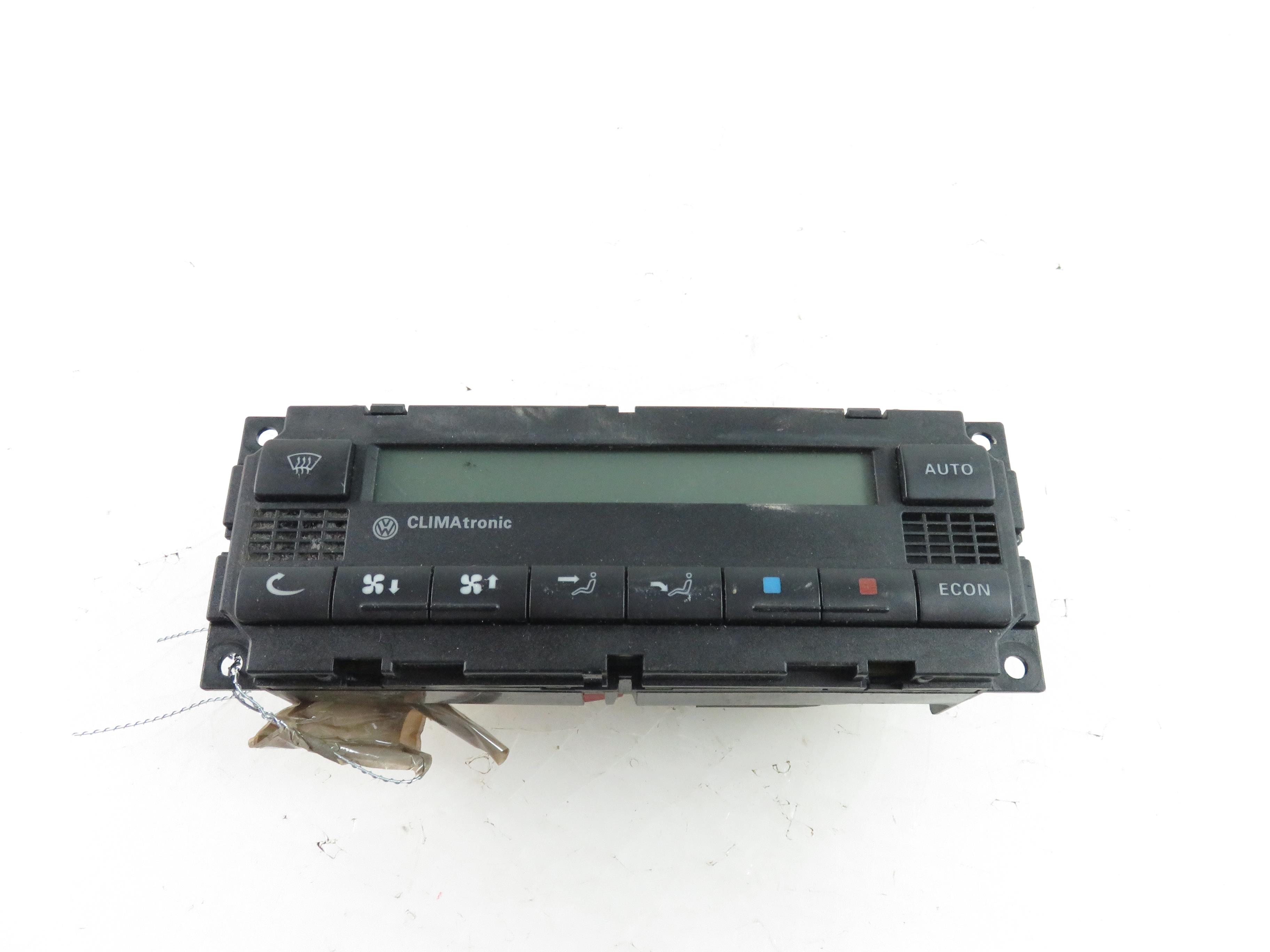 VOLKSWAGEN Bora 1 generation (1998-2005) Climate  Control Unit 21931325