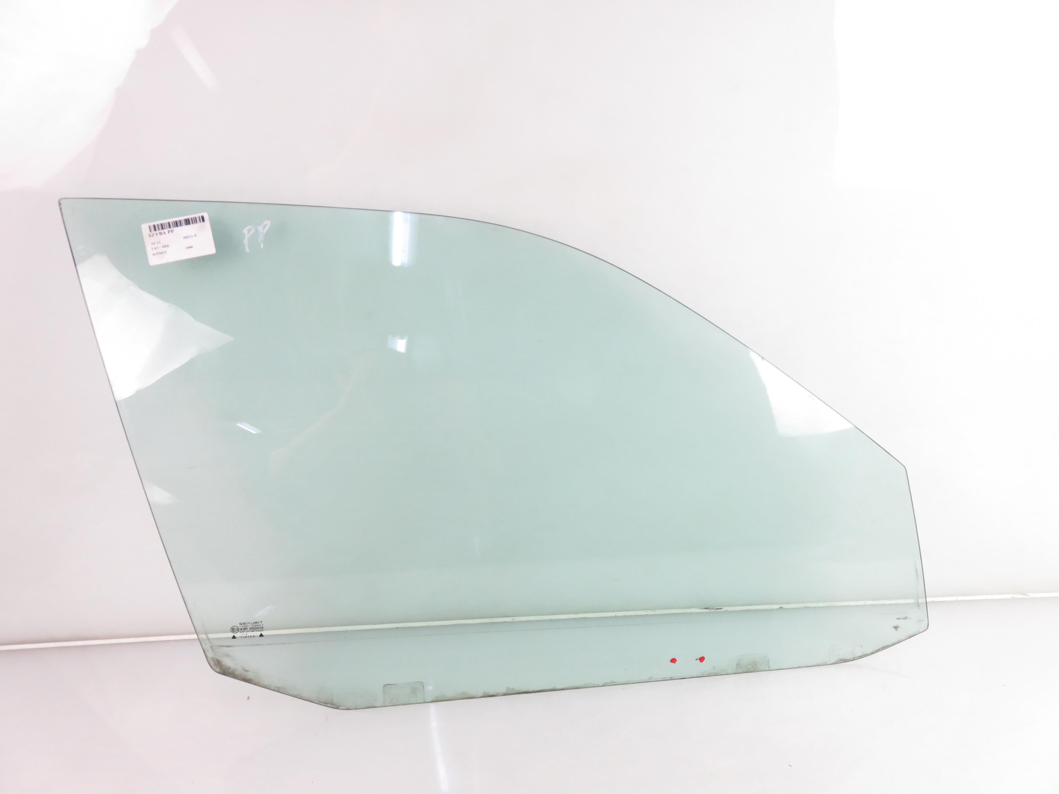 SEAT Ibiza 2 generation (1993-2002) Front Right Window 17800838