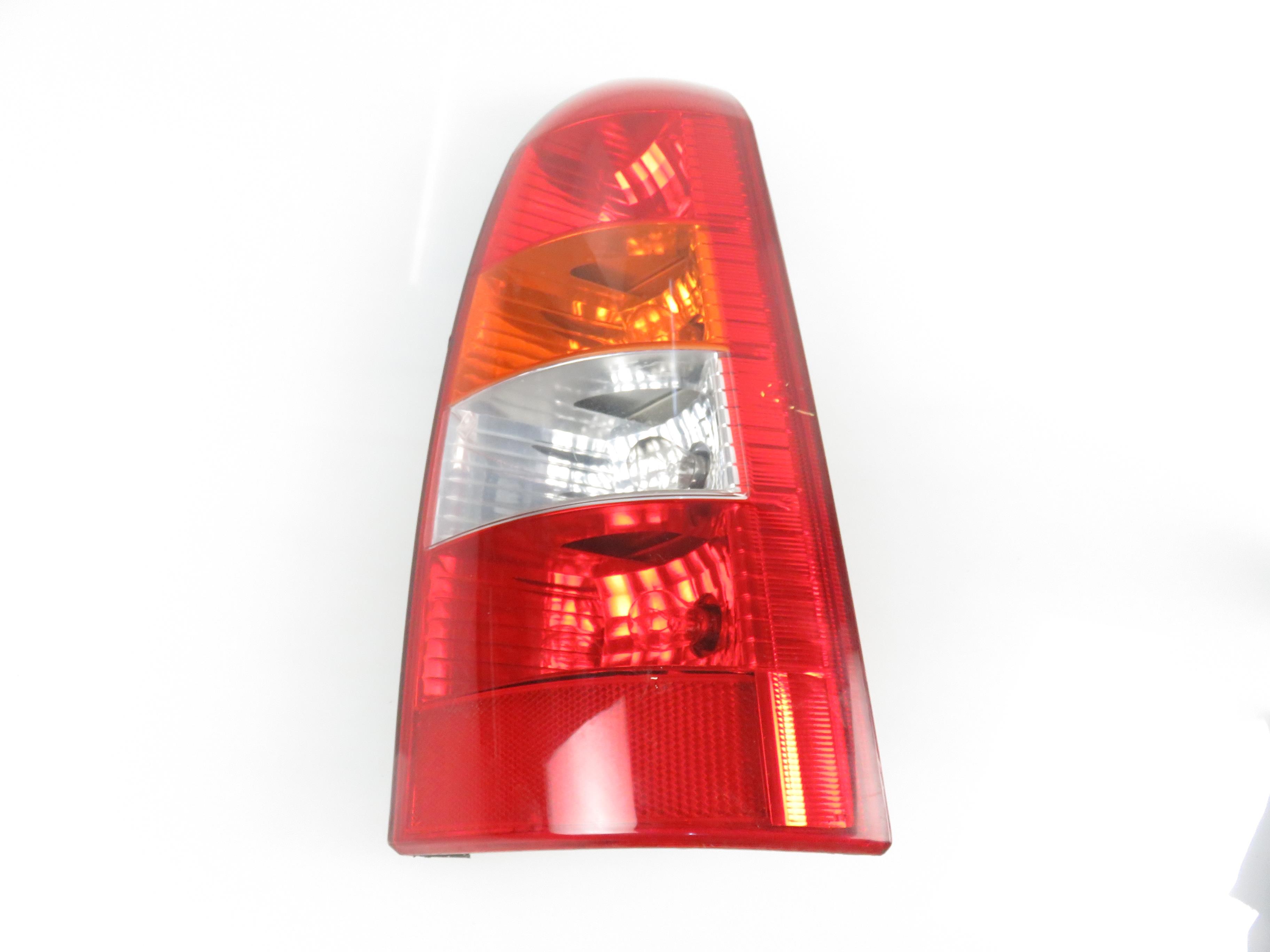 OPEL Astra G (1998-2009) Rear Right Taillight Lamp 393032 17800881