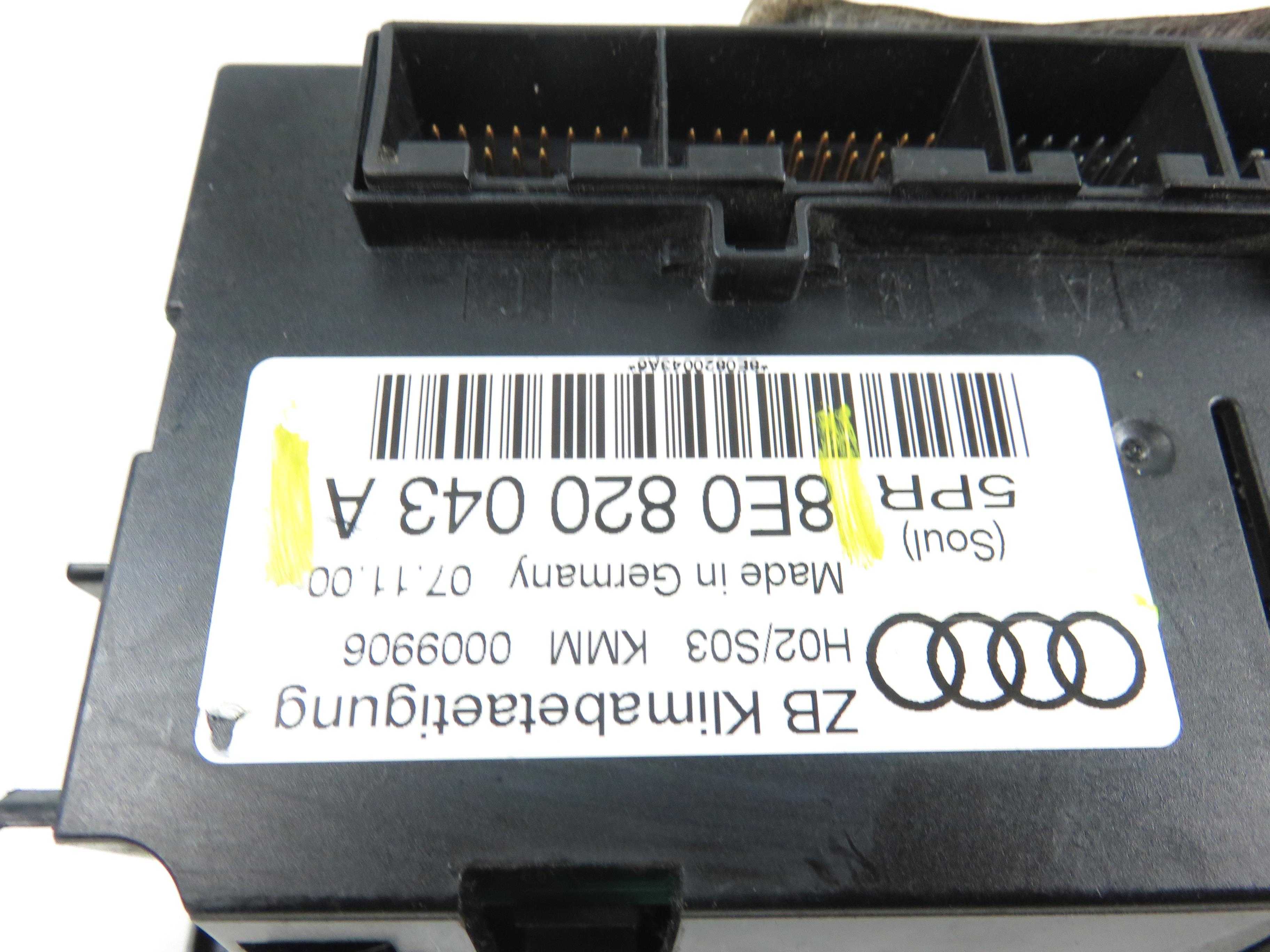 AUDI A4 B6/8E (2000-2005) Klimato kontrolės (klimos) valdymas 8E0820043A 21836820