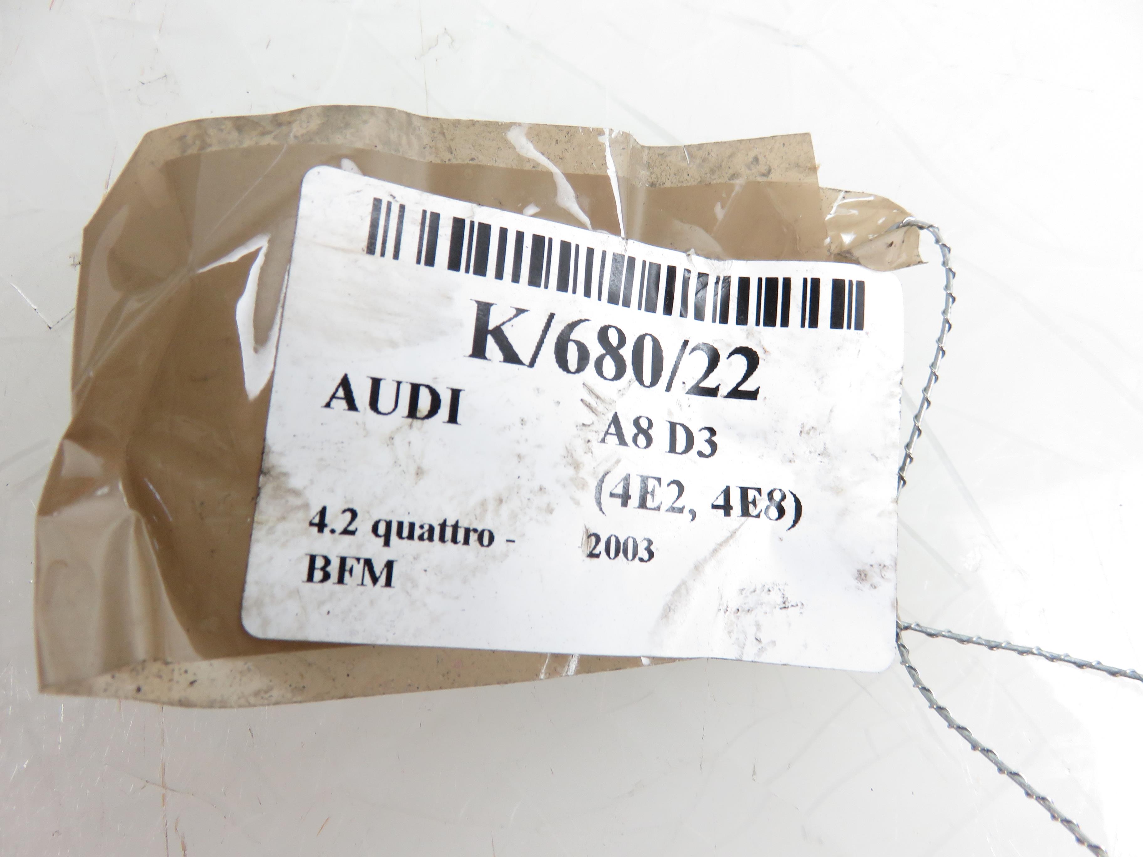 AUDI A8 D3/4E (2002-2010) Супорт тормозов передний левый 21836902
