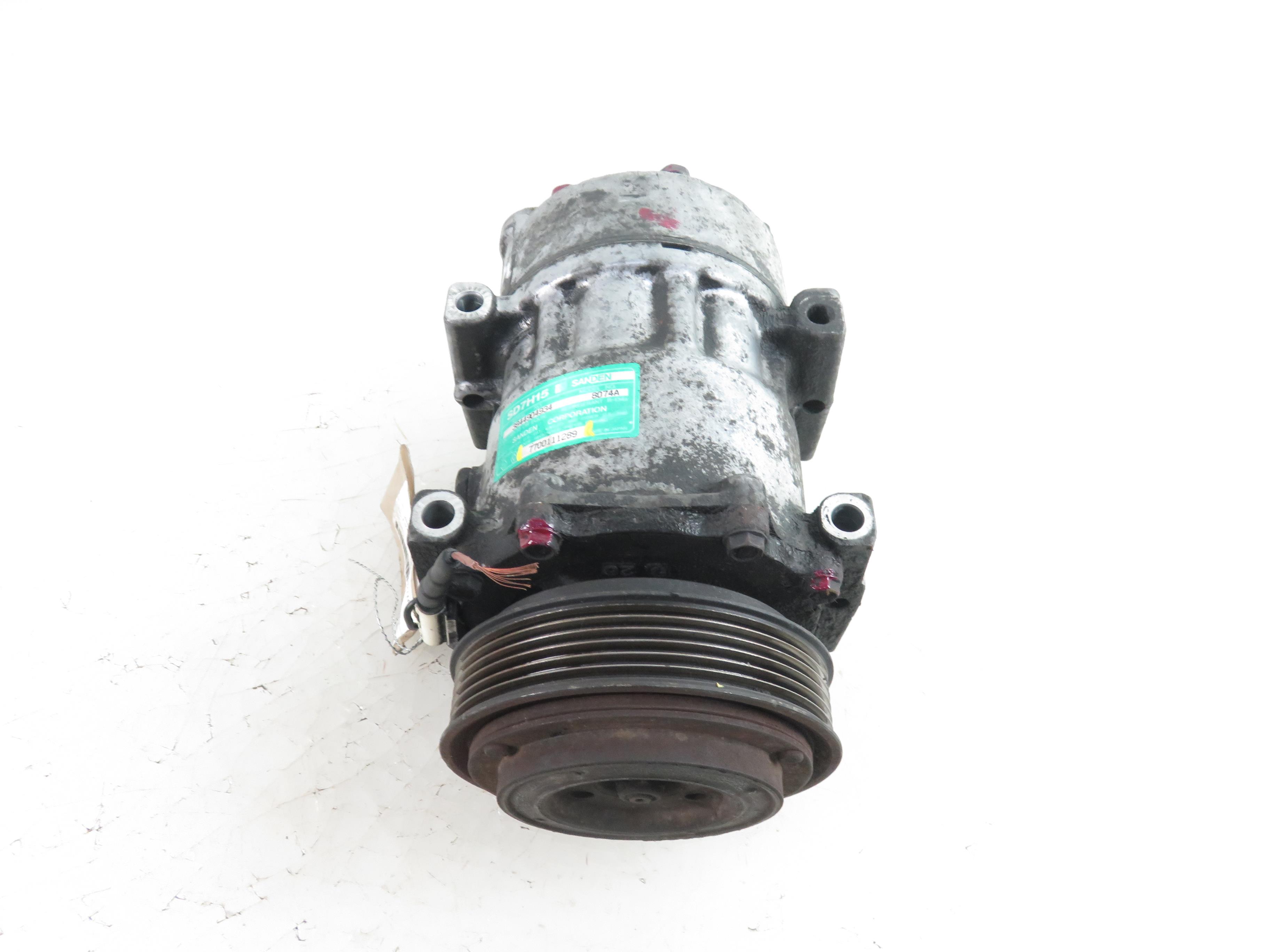 RENAULT Laguna 1 generation (1993-2001) Air Condition Pump 7700111289 17911089