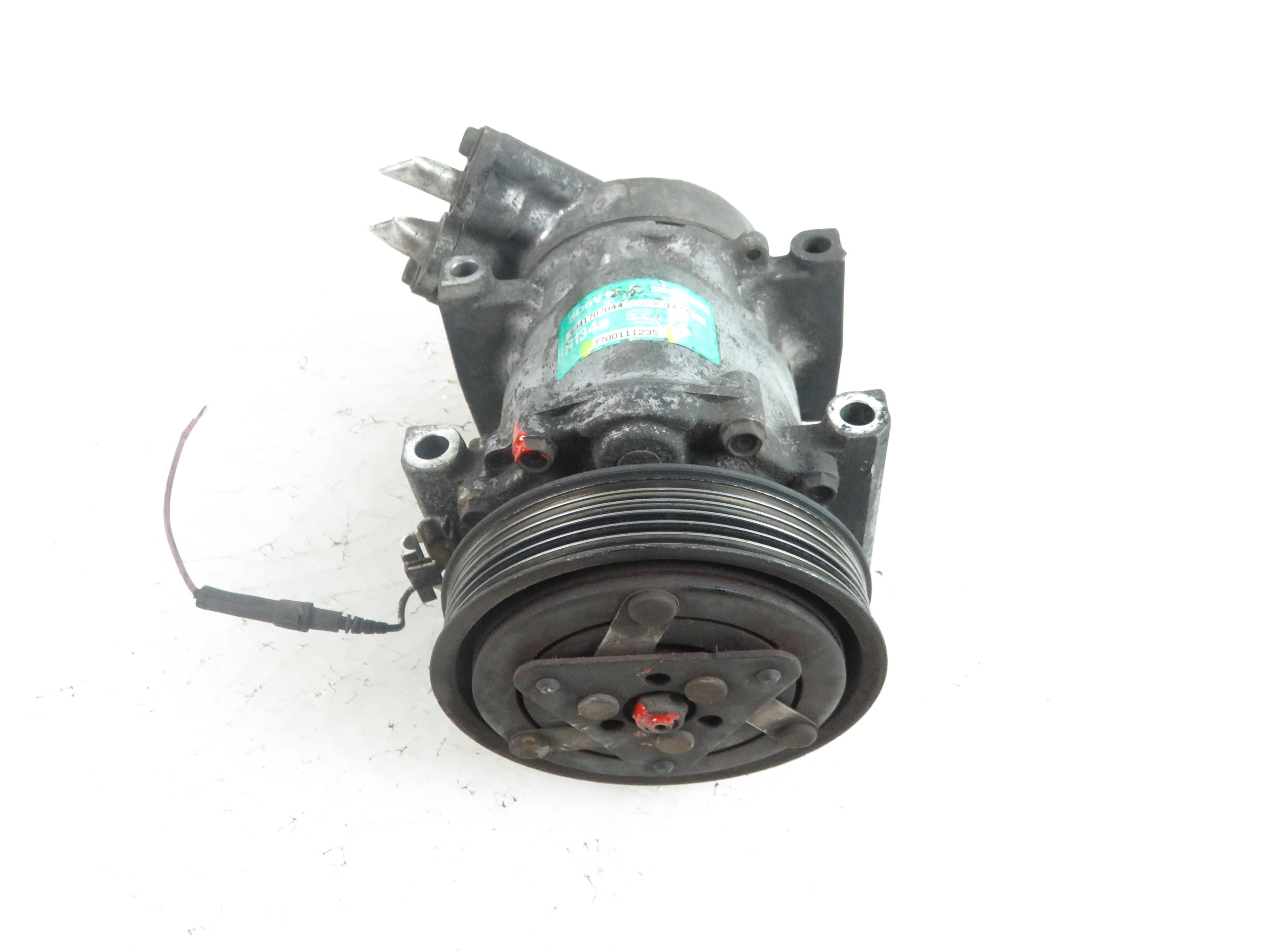 RENAULT Clio 2 generation (1998-2013) Air Condition Pump 7700111235 17799251