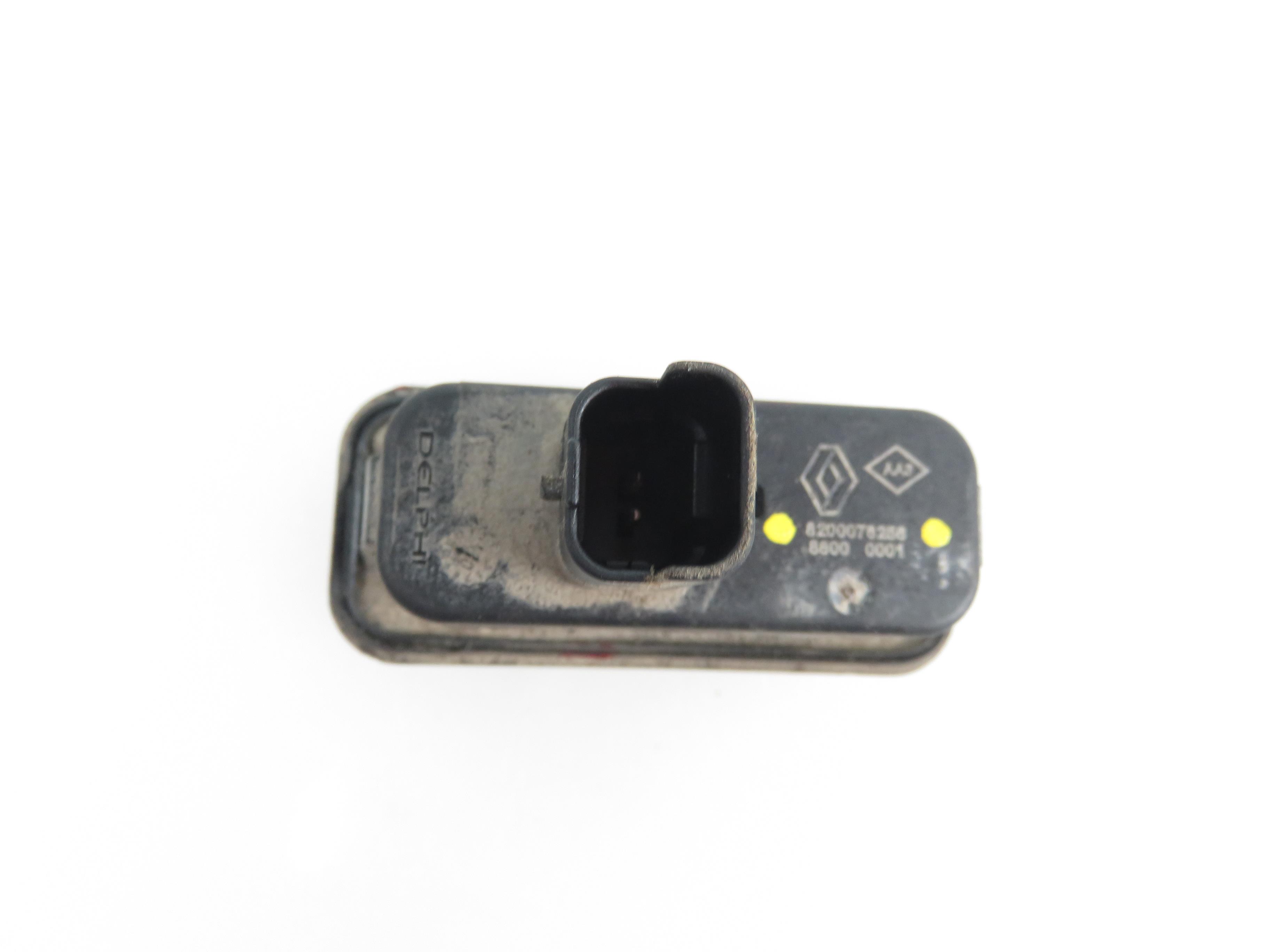 RENAULT Scenic 2 generation (2003-2010) Back cover Open Switches 8200076256 17856394