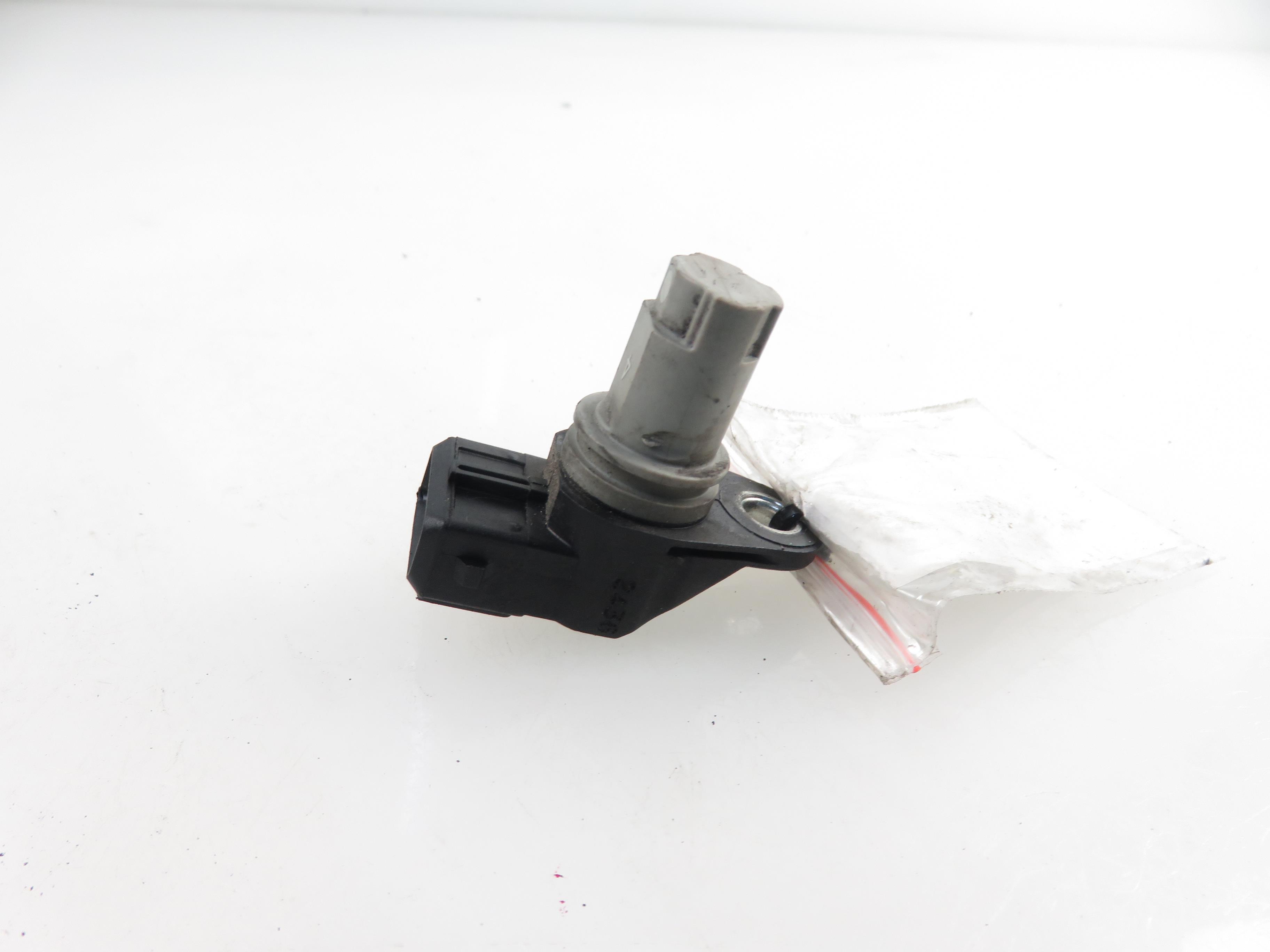 RENAULT Scenic 1 generation (1996-2003) Camshaft Position Sensor 8200789528 17799953