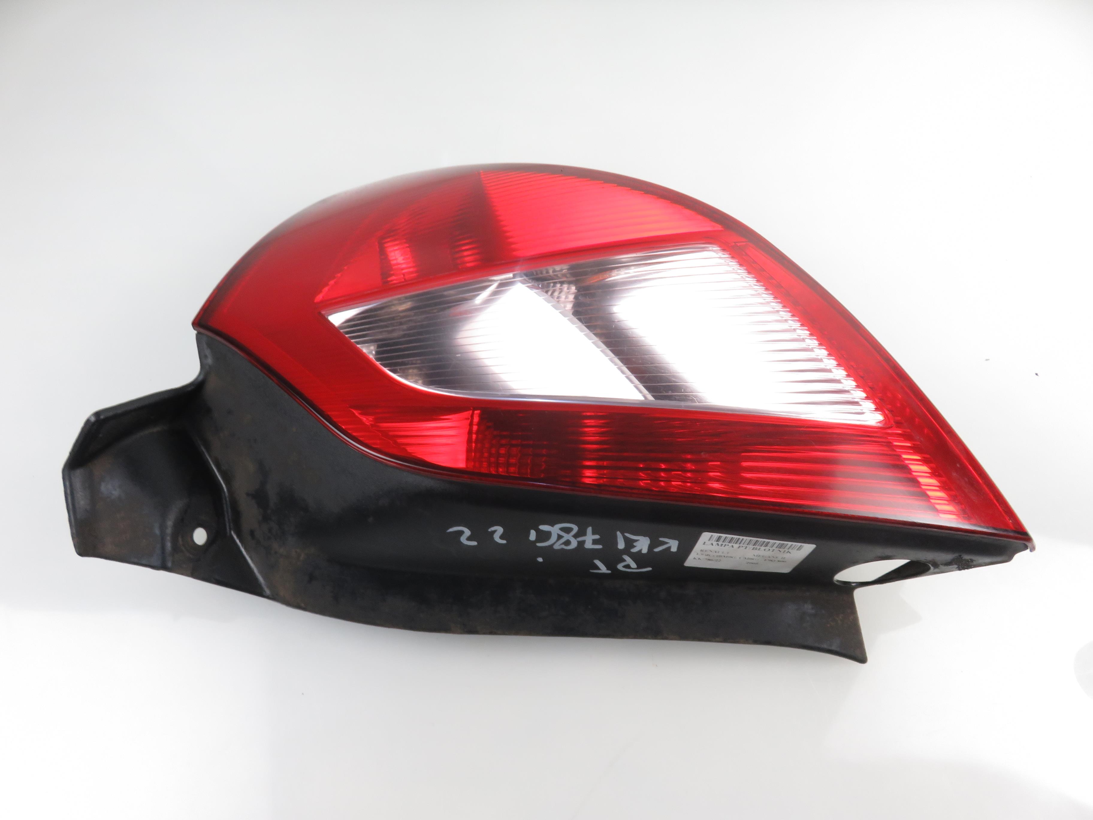 RENAULT Megane 2 generation (2002-2012) Rear Right Taillight Lamp 8200073237 17856239