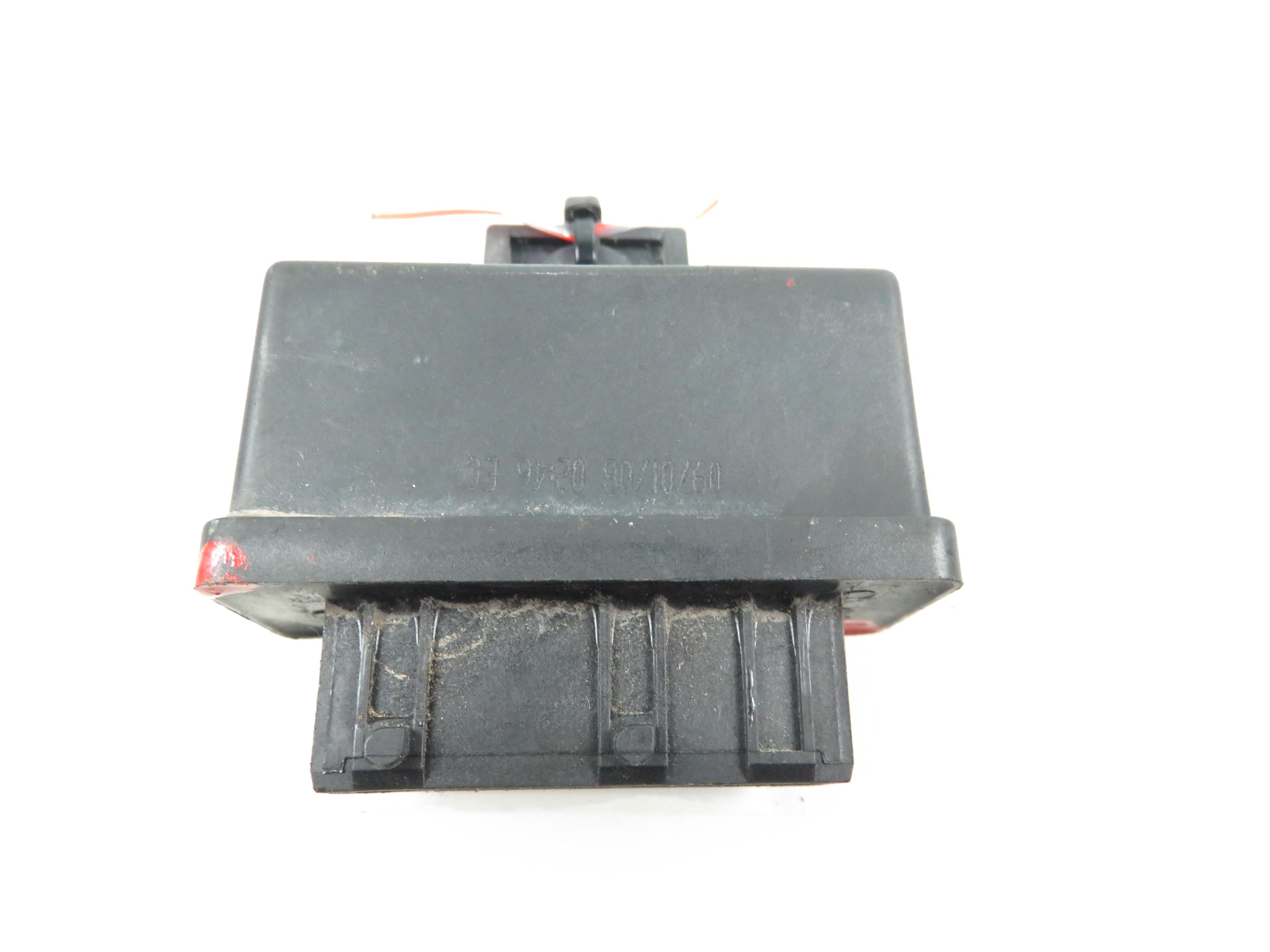 PEUGEOT 308 T7 (2007-2015) Fan Relay 240107 17785522