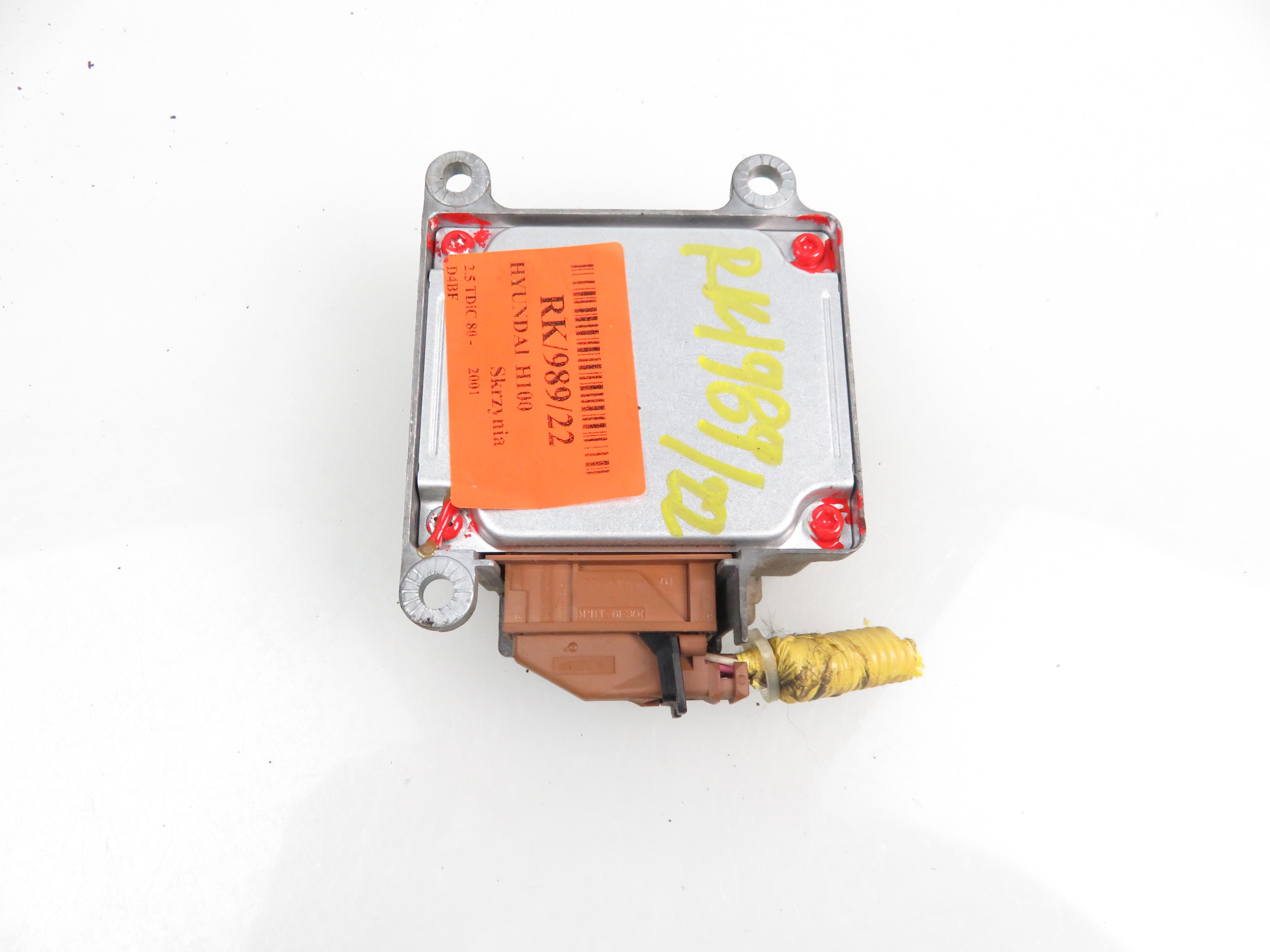 HYUNDAI H-1 Starex (1997-2007) SRS Control Unit 959004A301 17914815