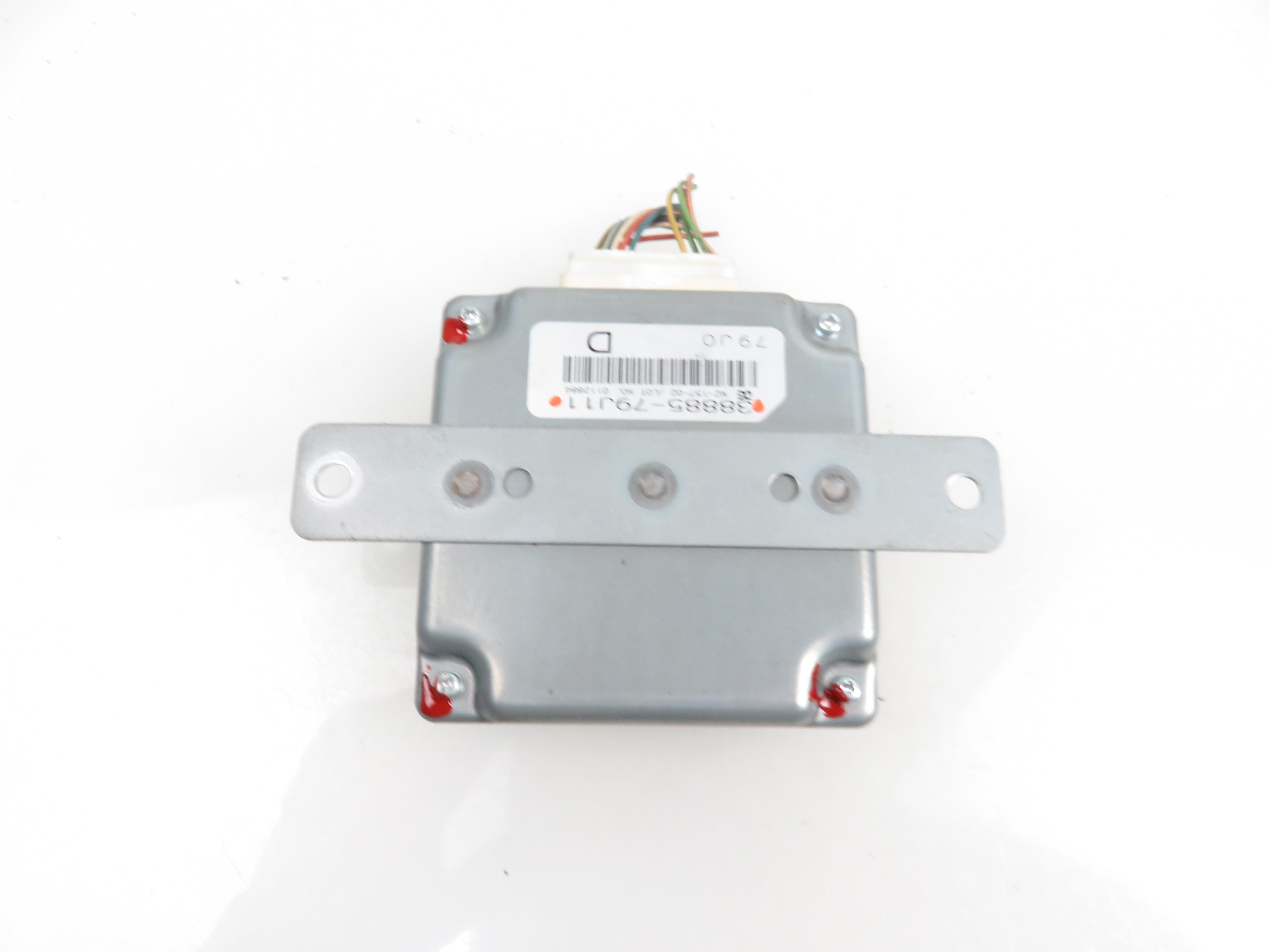 SUZUKI SX4 1 generation (1998-2006) Rear crossmember control unit 3888579J11 22023329