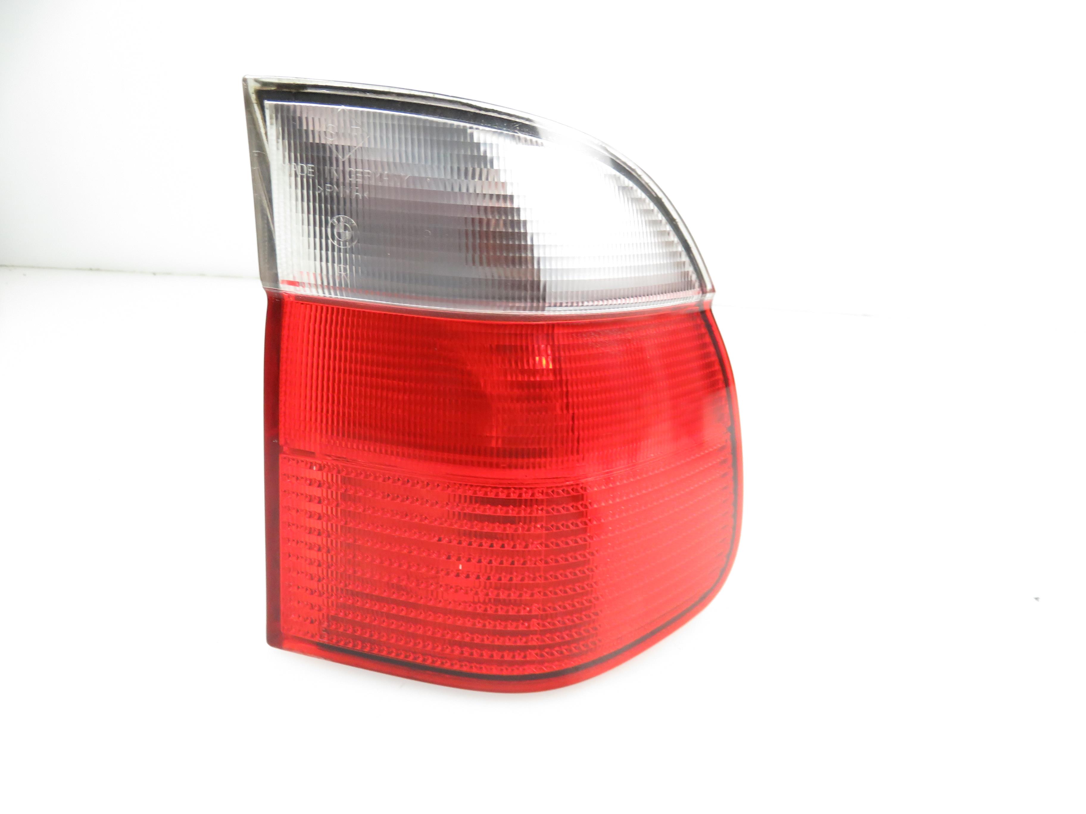 BMW 5 Series E39 (1995-2004) Rear Right Taillight Lamp 8371324 21857911