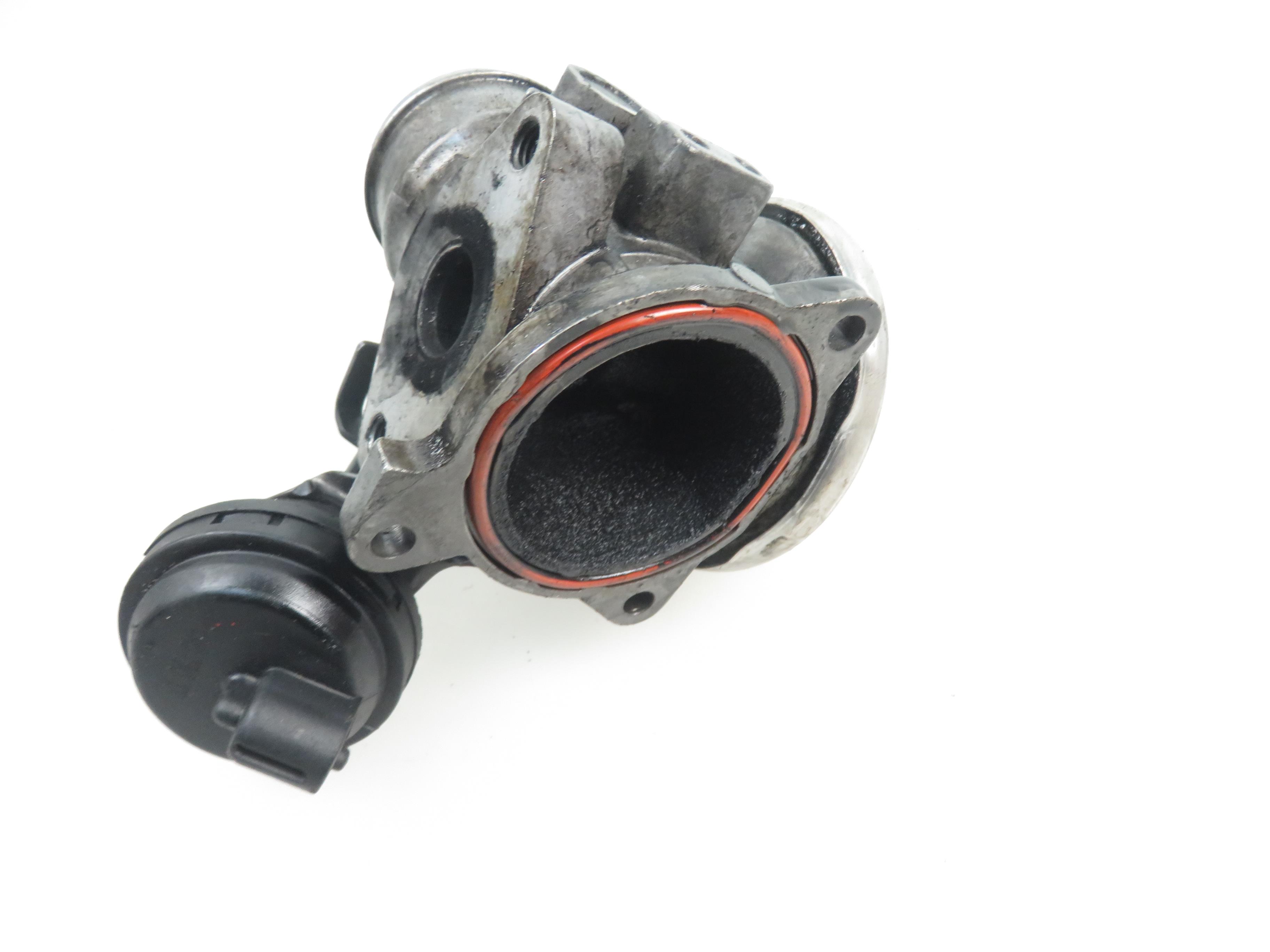 SEAT Ibiza 2 generation (1993-2002) EGR vārsts 038129637, 038131501E 17854698