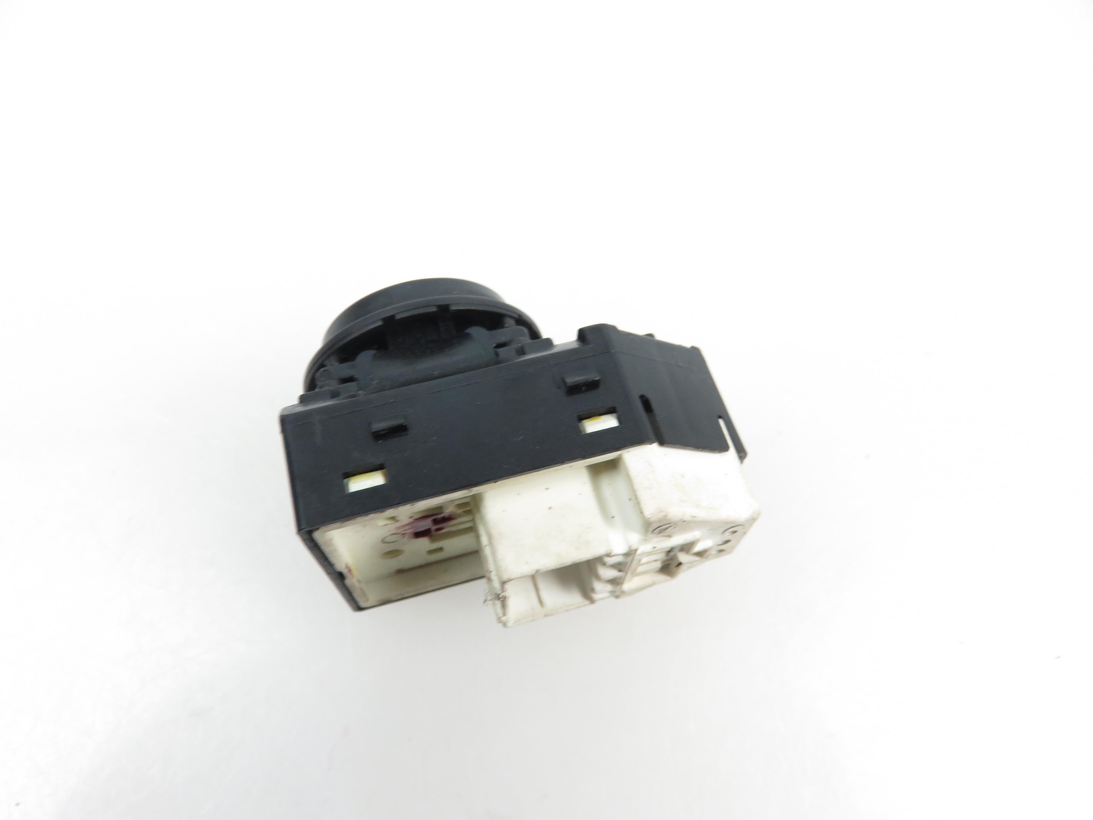 KIA Cee'd 1 generation (2007-2012) Mirror adjustment switch 457480 22022465