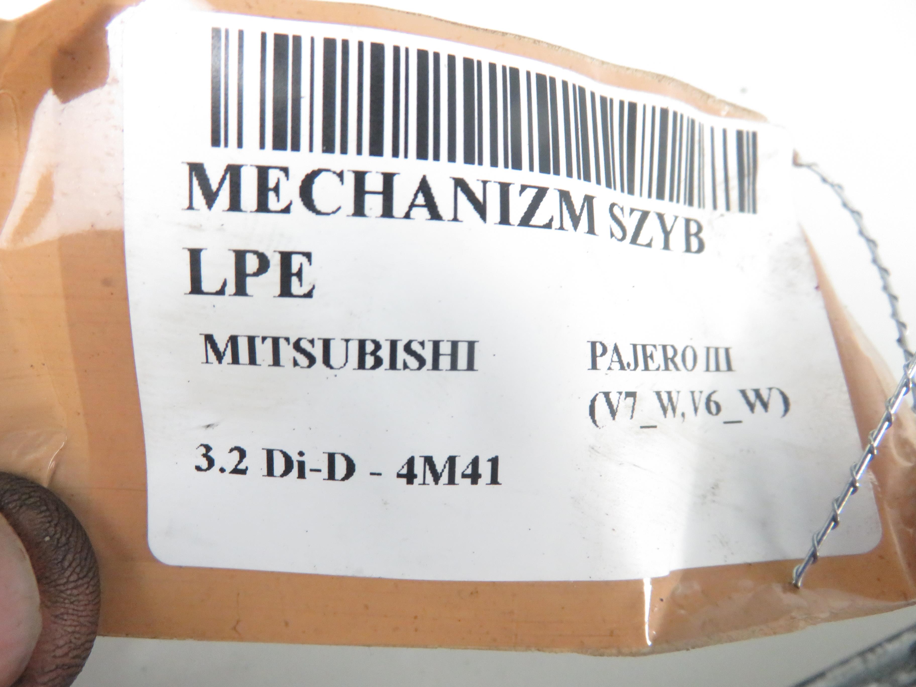 MITSUBISHI Pajero 3 generation (1999-2006) Priekinių kairių durų stiklo pakelėjas MR436859 17854546