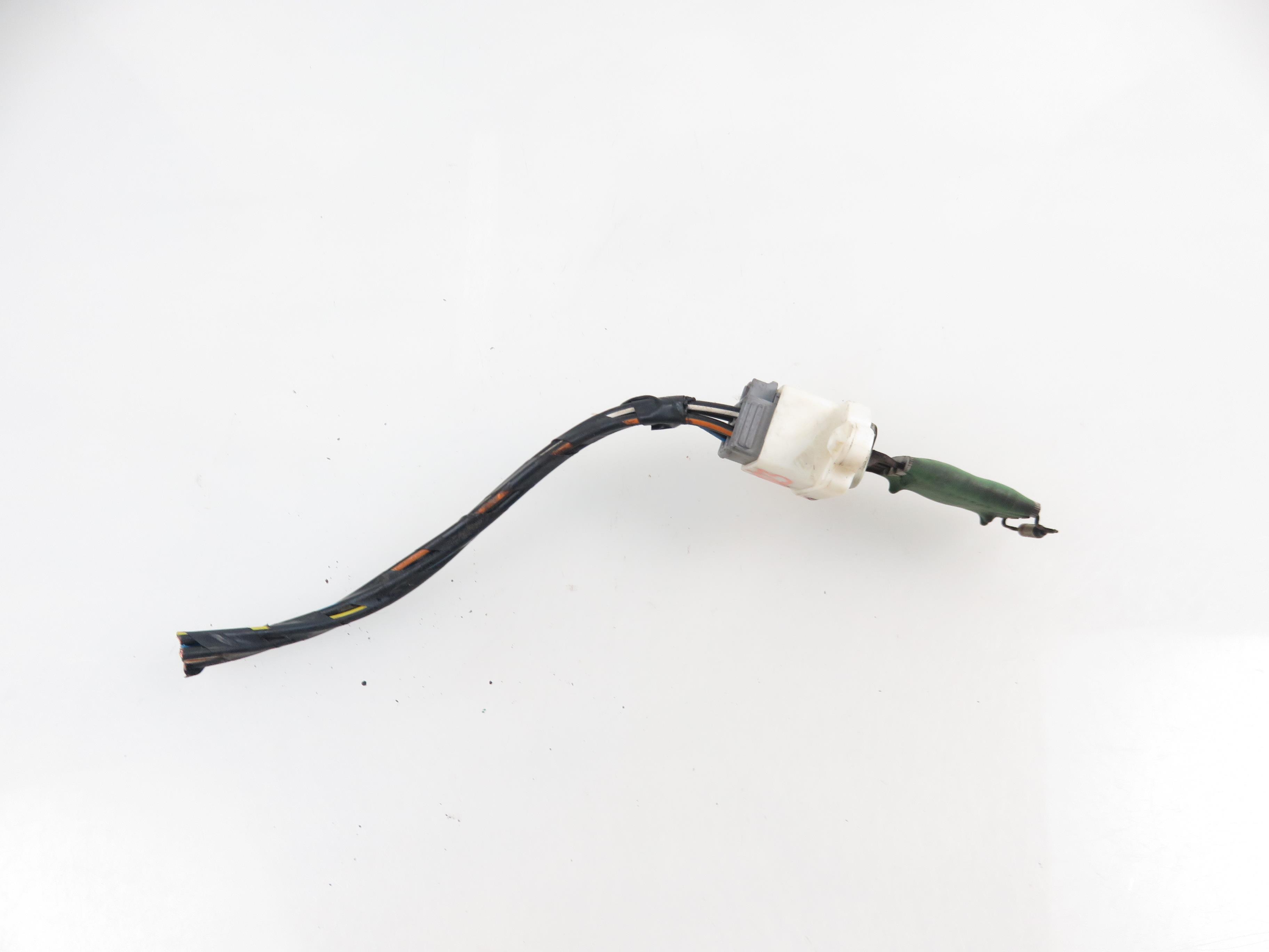 FORD C-Max 1 generation (2003-2010) Interior Heater Resistor 17785384