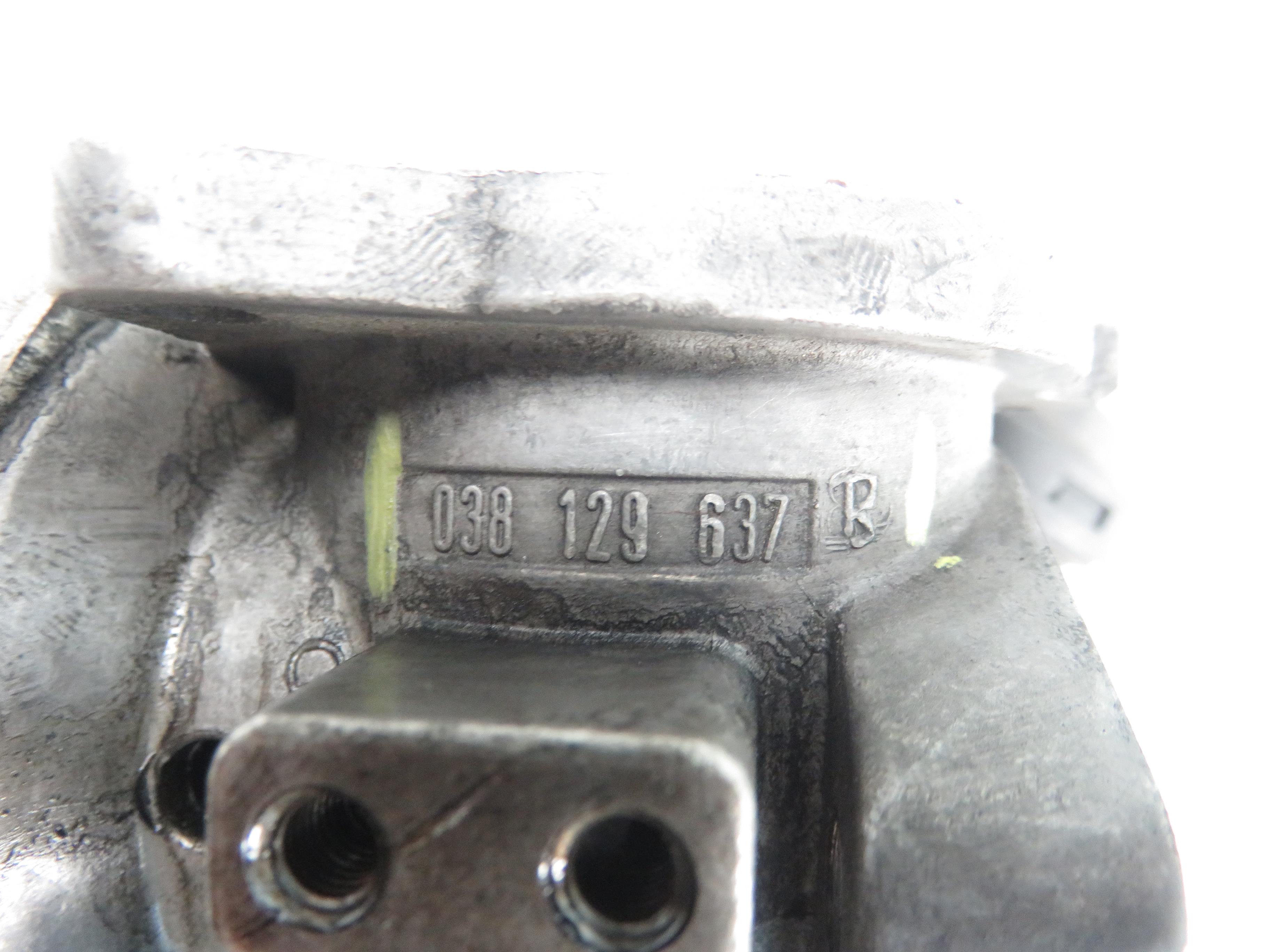 SEAT Leon 1 generation (1999-2005) EGR клапан 038131501E, 038129637B 17854511