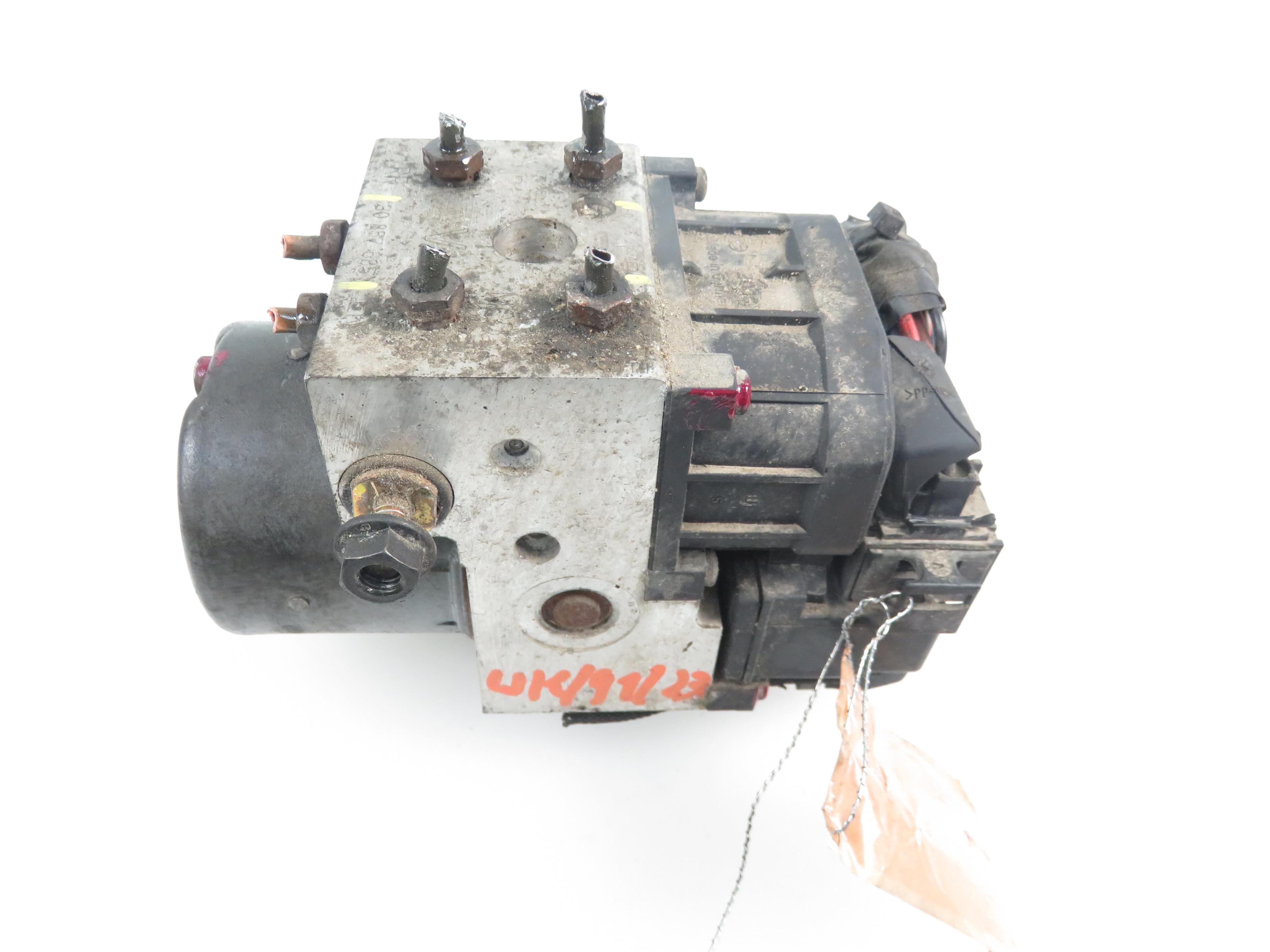 VOLVO V40 1 generation (1996-2004) Pompe ABS 0273004224, 30857585, 0265216462 17822637