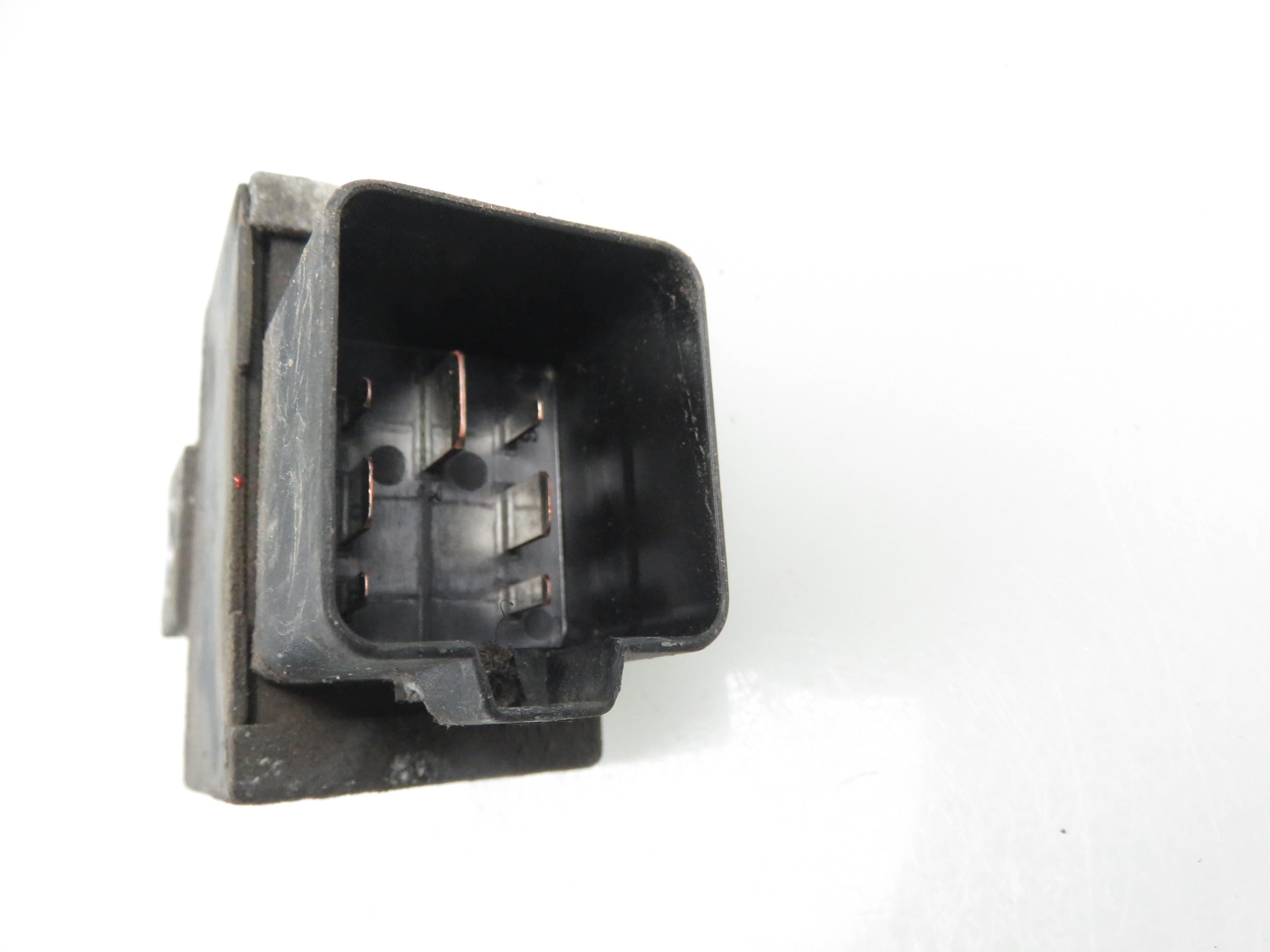 RENAULT Modus 2 generation (2007-2012) Релета 7700115078 17851382